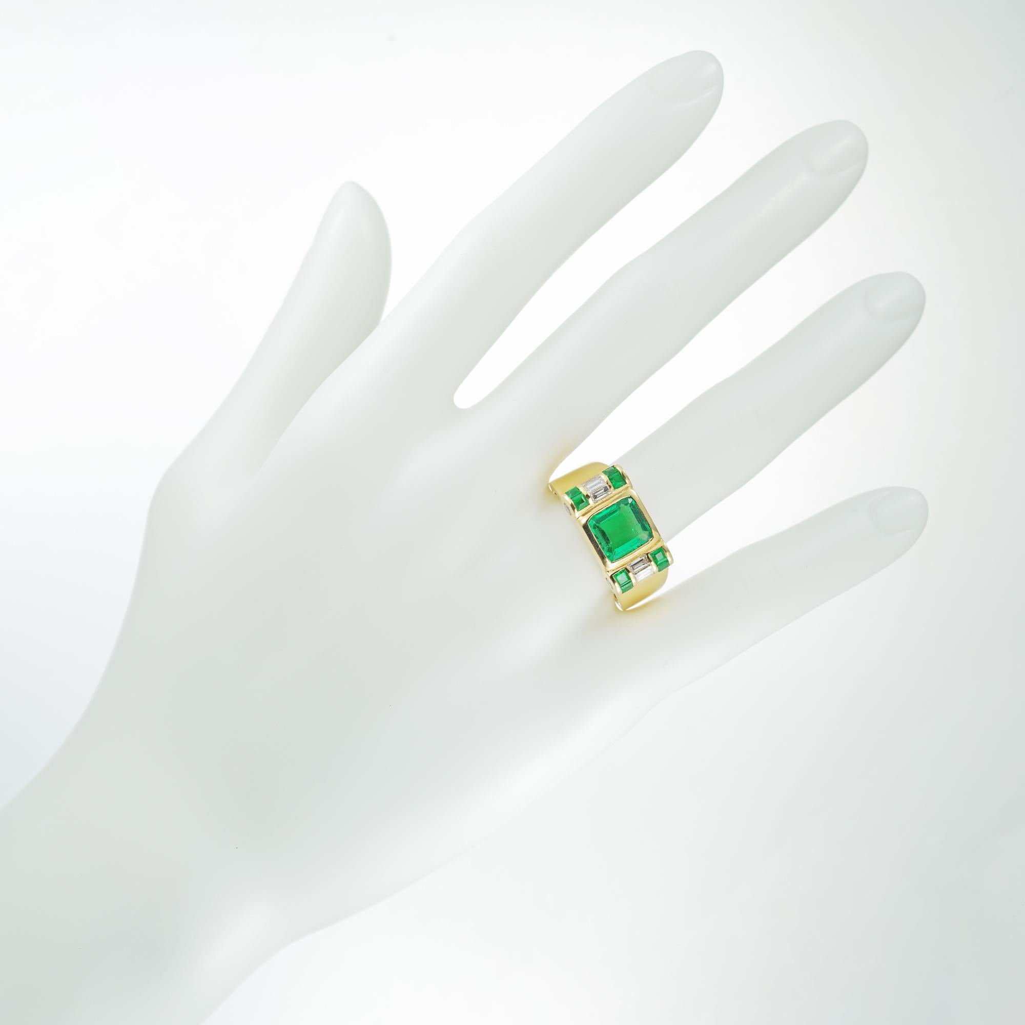 Women's or Men's Emerald and Diamond Ring