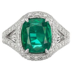 18k White Gold 3.20ct Emerald And .96ct Diamond Ring