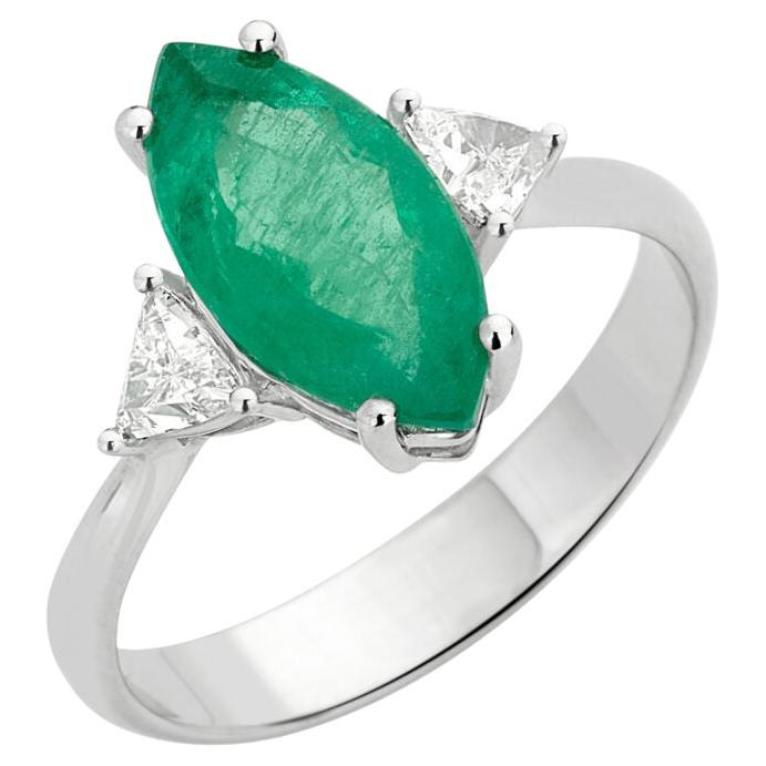 Smaragd- und Diamant-Ring im Angebot