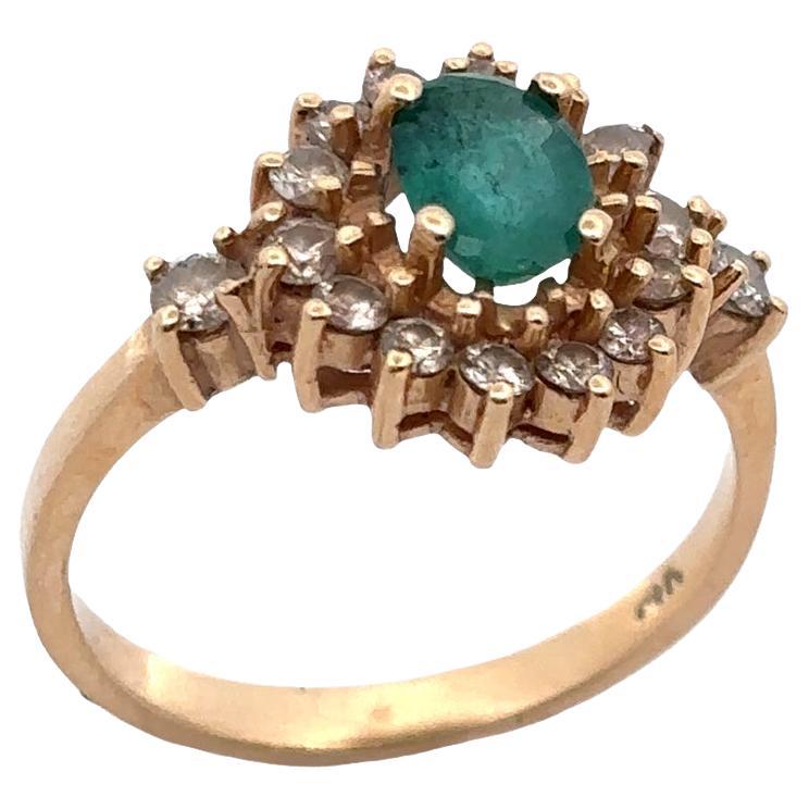 Bague en émeraude et diamants