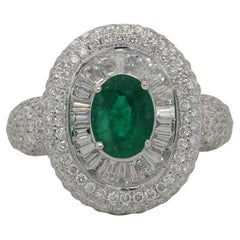 Emerald and Diamond Ring in 18 Karat Gold