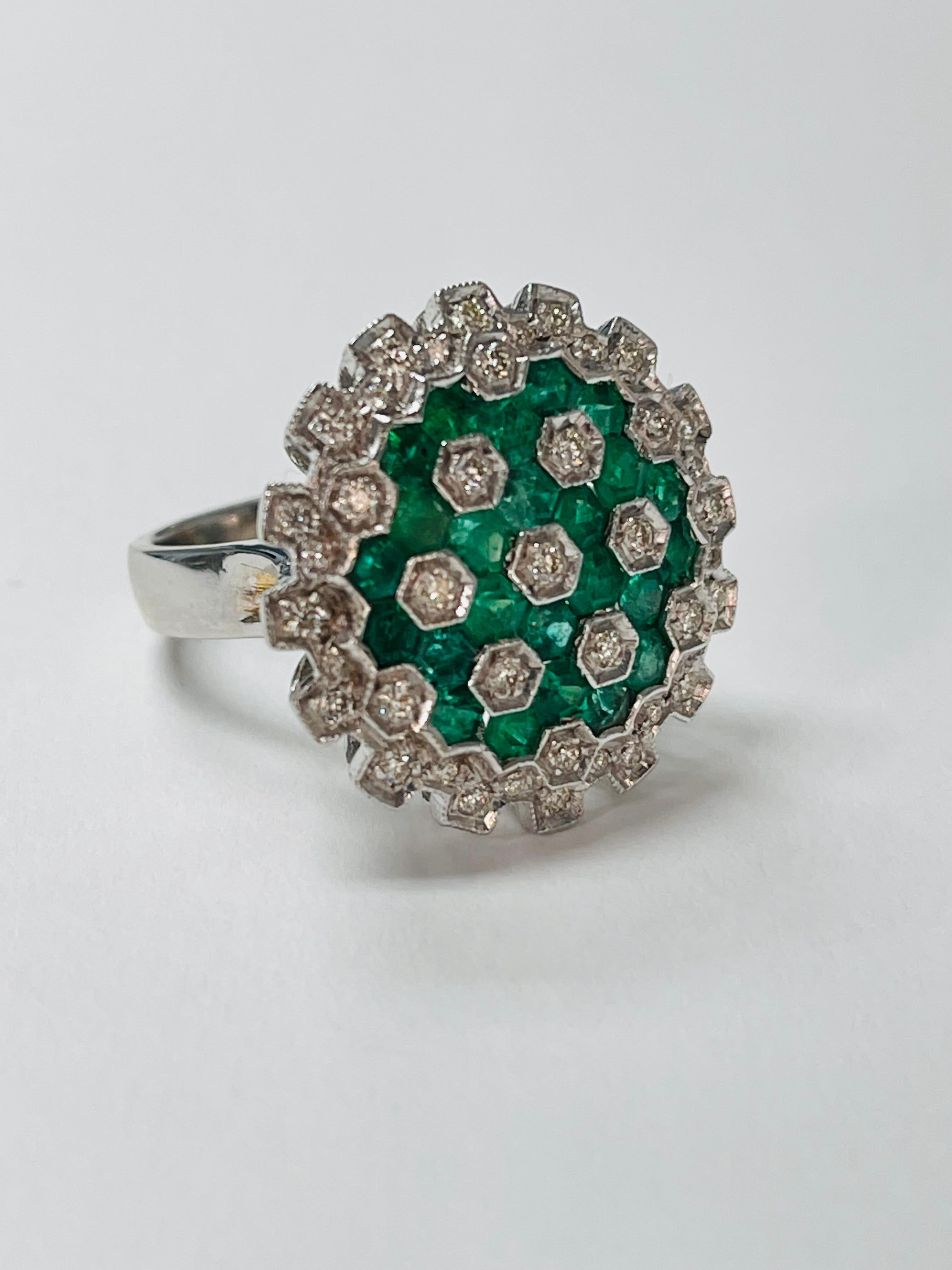 Round Cut Emerald and Diamond Ring in 18K White Gold For Sale