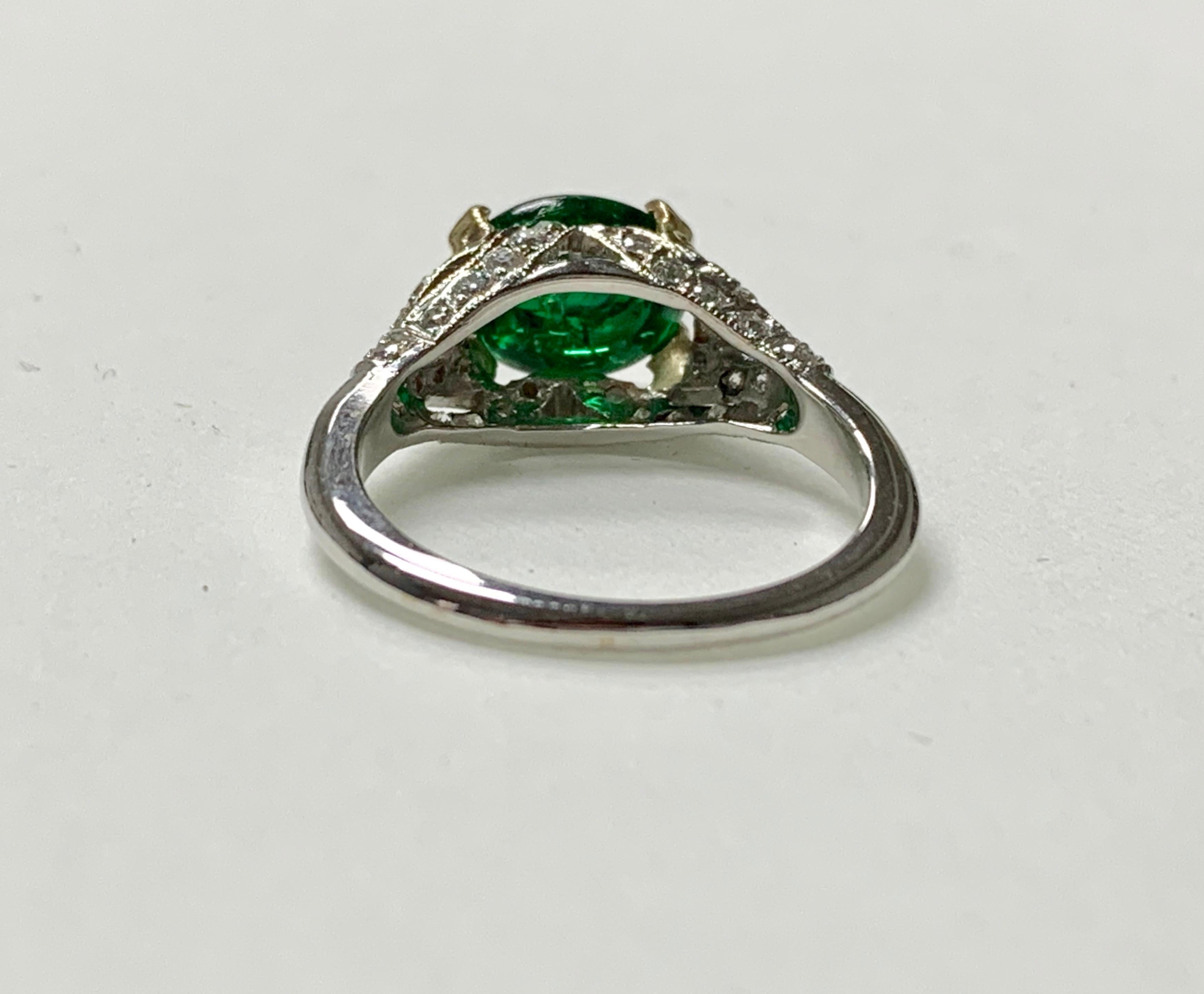 Emerald and Diamond Ring in 18 Karat White Gold For Sale 1