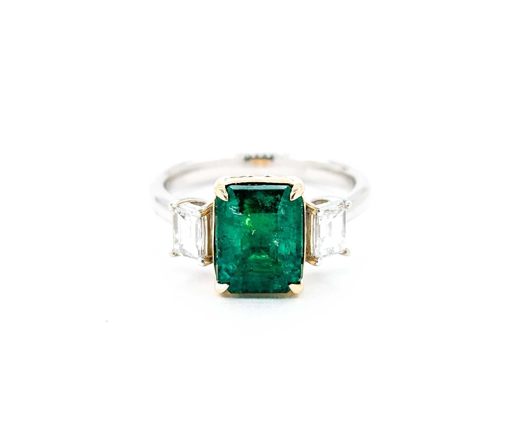 Emerald and Diamond Ring in Platinum/18k Yellow Gold 5