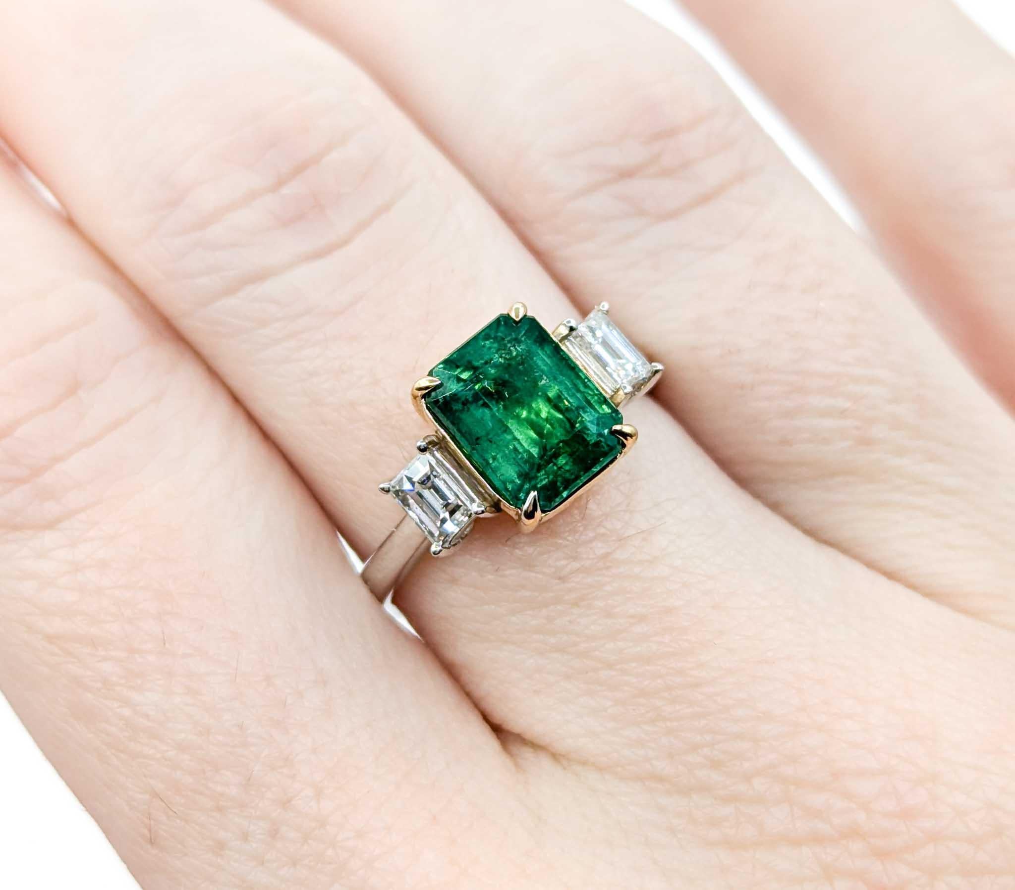 Contemporary Emerald and Diamond Ring in Platinum/18k Yellow Gold