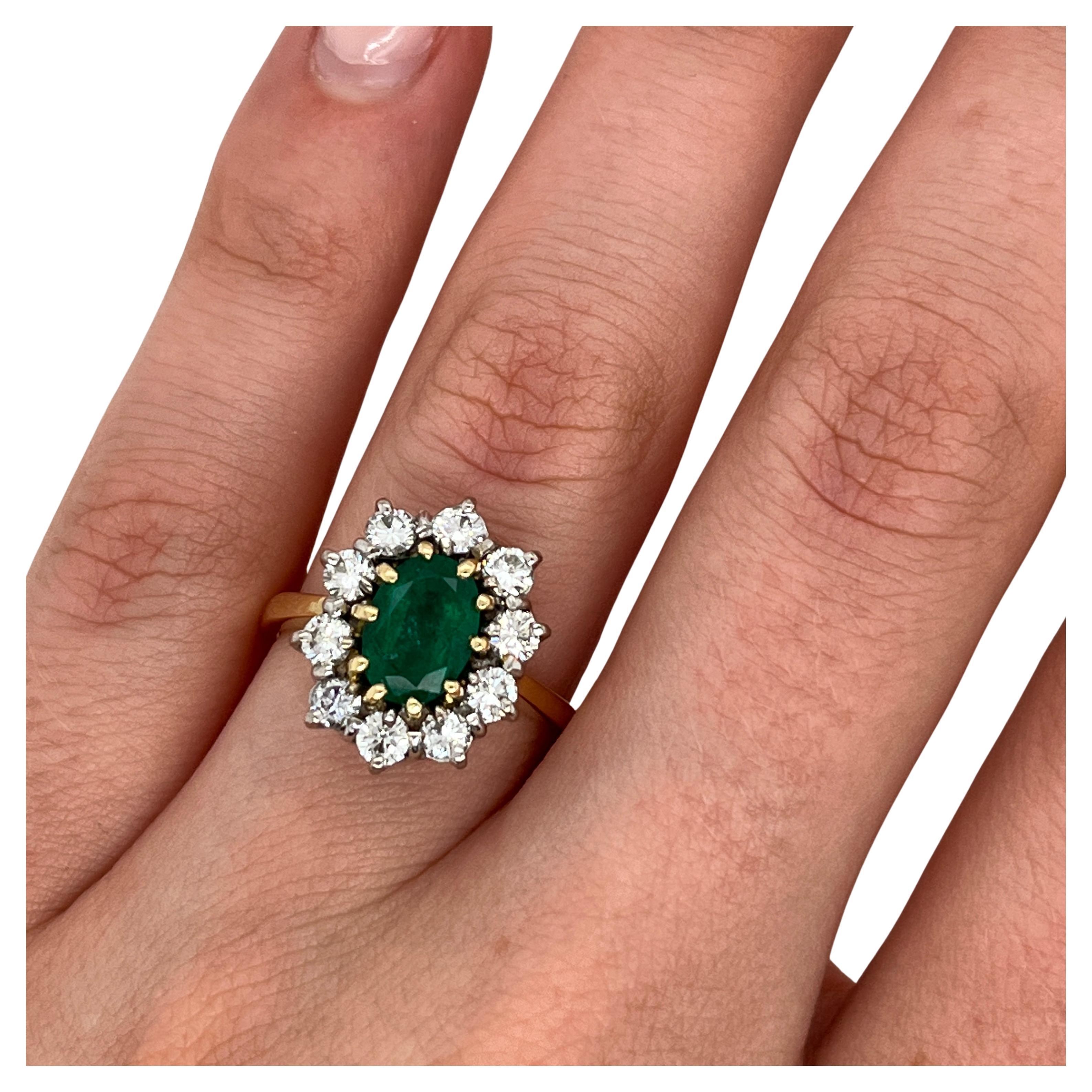 Bague émeraude et diamant en or jaune et blanc 18ct en vente