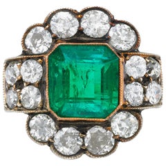 Antique Emerald and Diamond Ring with an AGL Report
Natural Emerald origin from Russia 