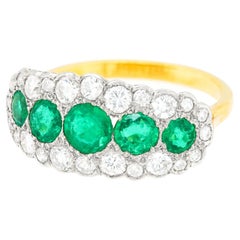 Retro Emerald and Diamond-Set Gold Ring