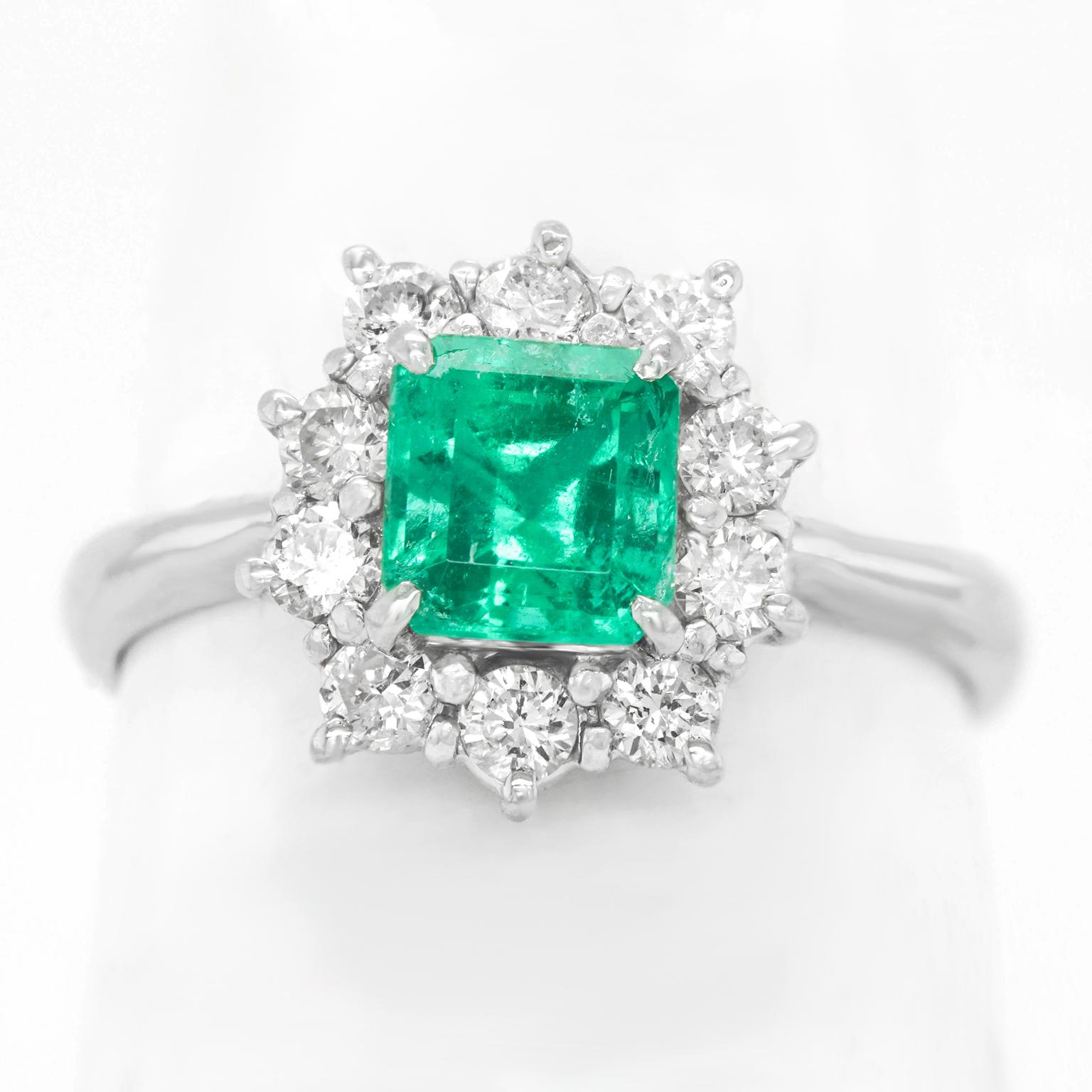 Emerald and Diamond-Set Platinum Ring 3