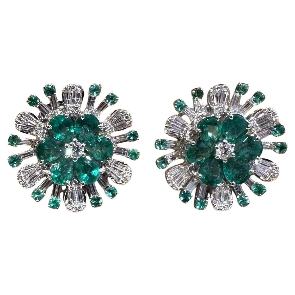 Emerald and Diamond Starburst Earrings in 18k White Gold For Sale