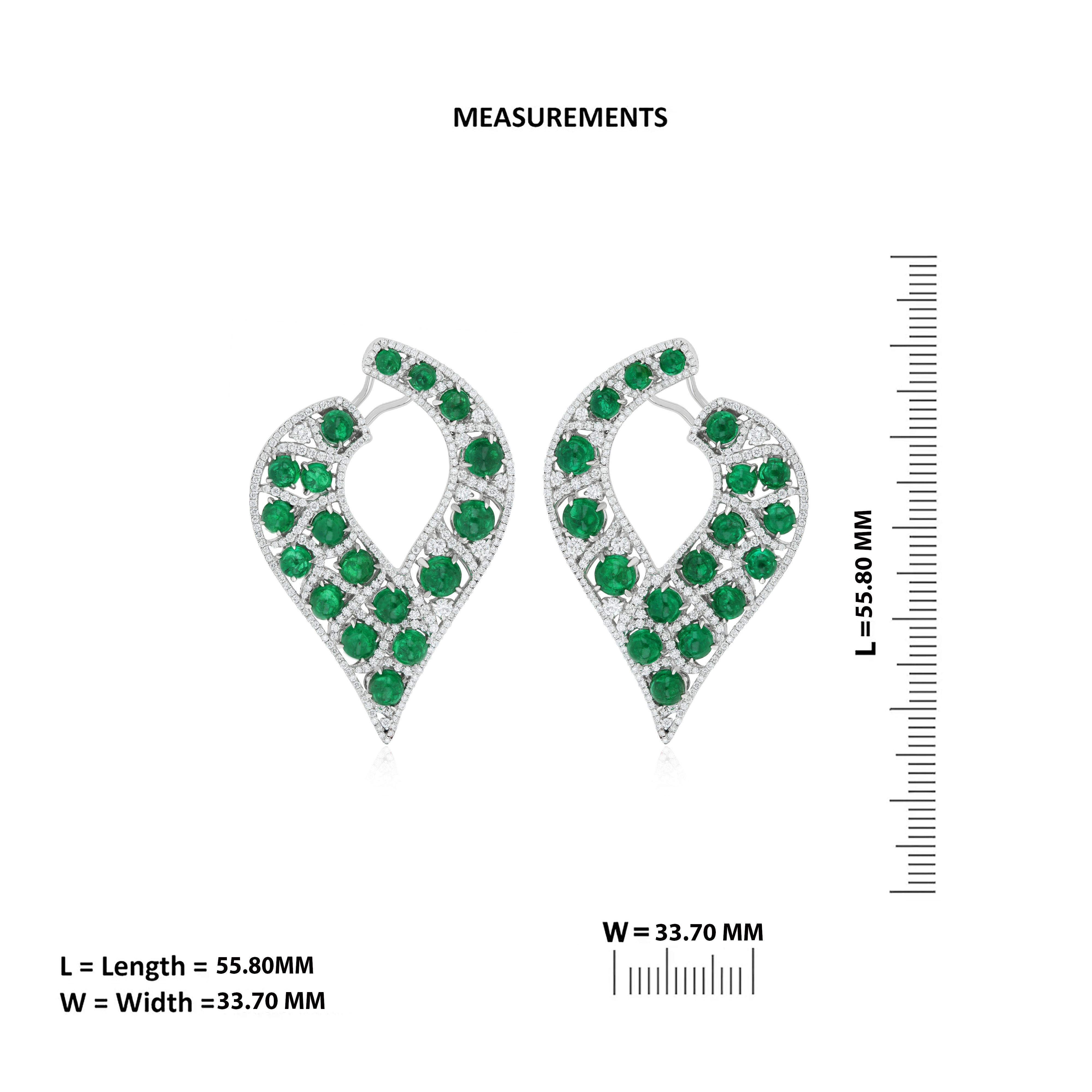 Emerald and Diamond Studded Earrings in 14K White Gold In New Condition For Sale In JAIPUR, IN