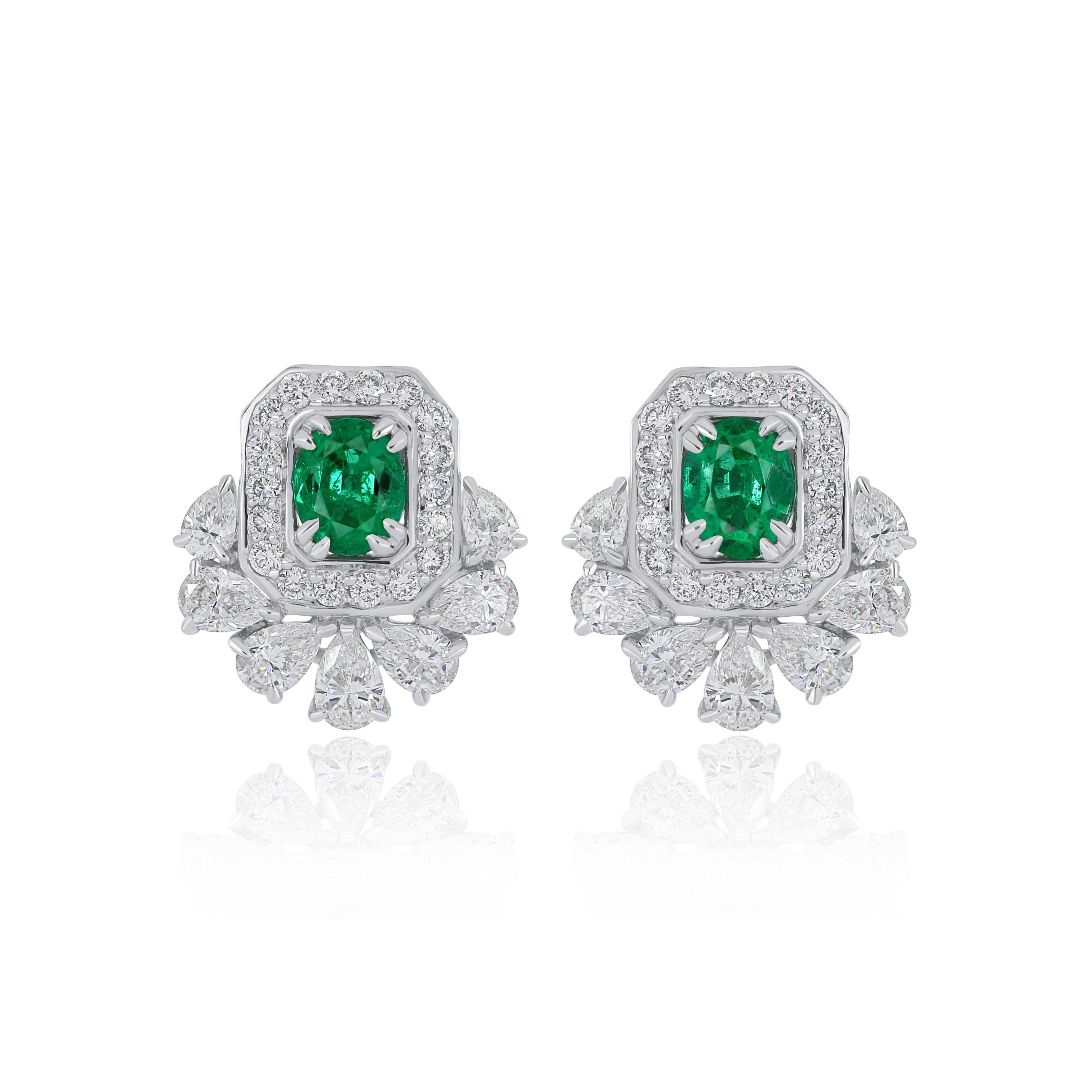 Emerald and Diamond Studded Earrings in 18 Karat White Gold Handcraft Jewelry For Sale