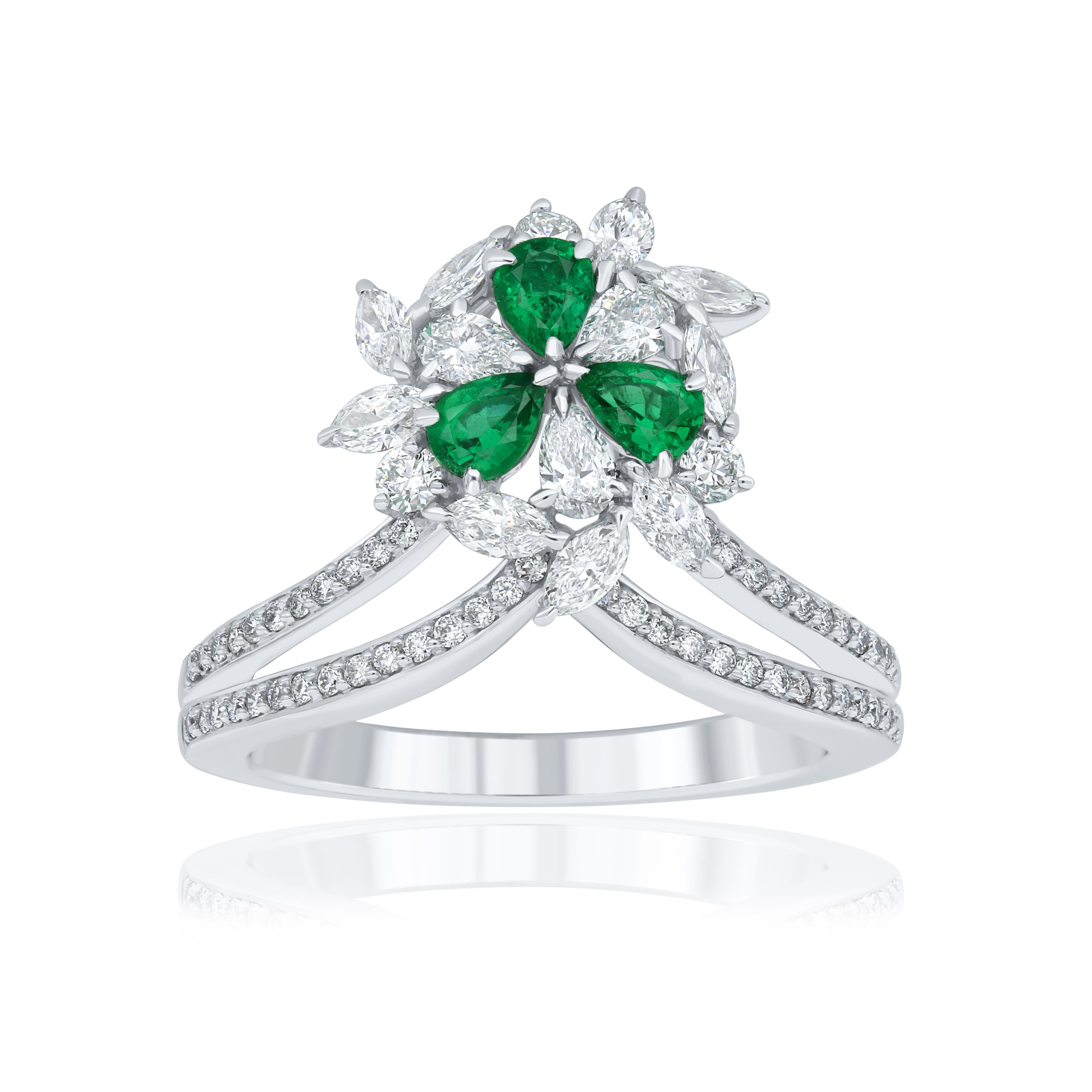 For Sale:  Emerald and Diamond Studded Ring in 18 Karat White Gold jewelry, handcraft Ring 2