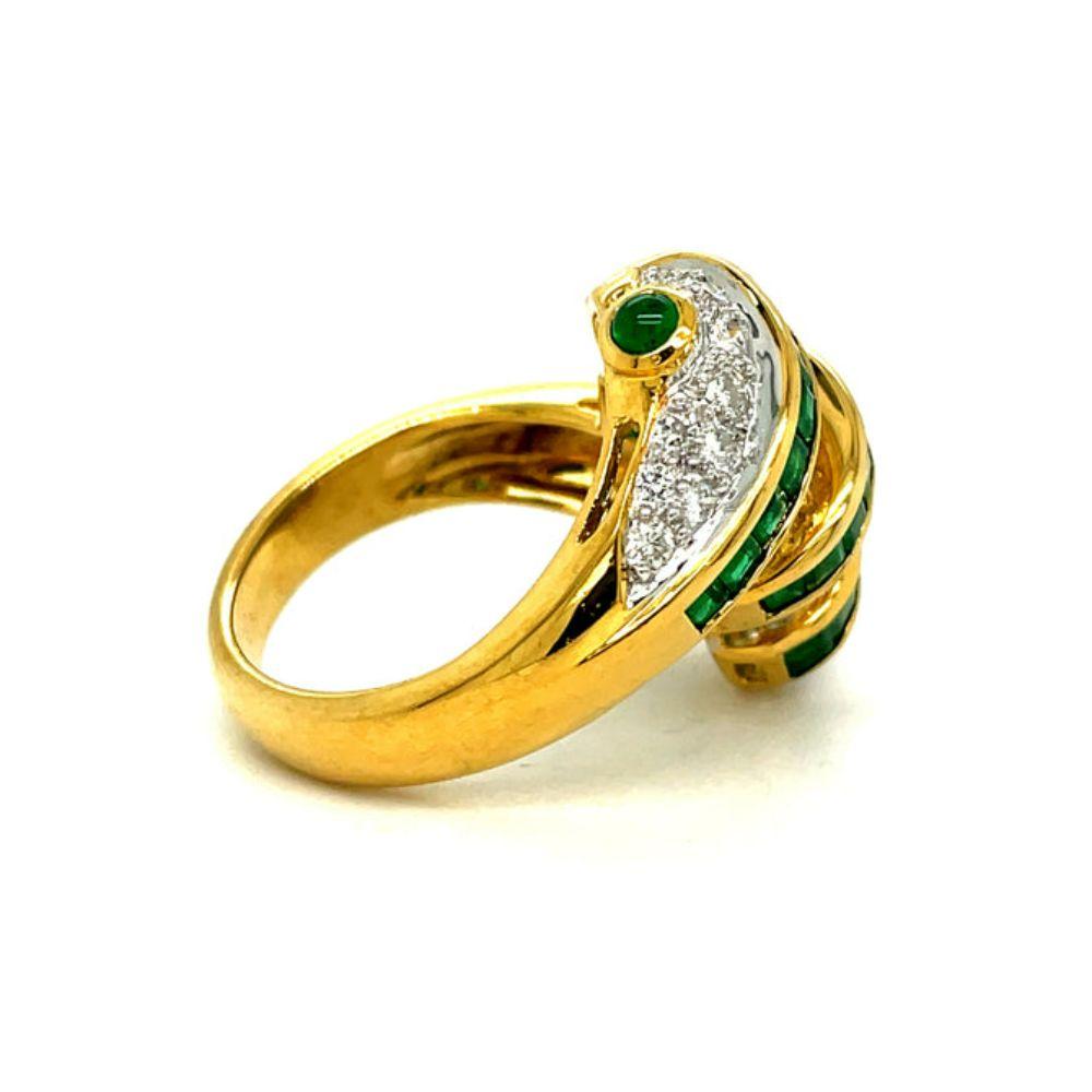 Emerald and Diamond Swirl Cocktail Ring In Good Condition For Sale In Derby, NY
