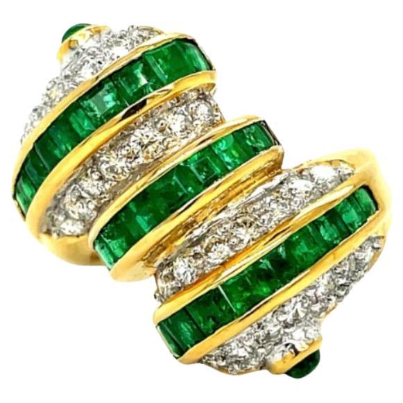 Emerald and Diamond Swirl Cocktail Ring For Sale