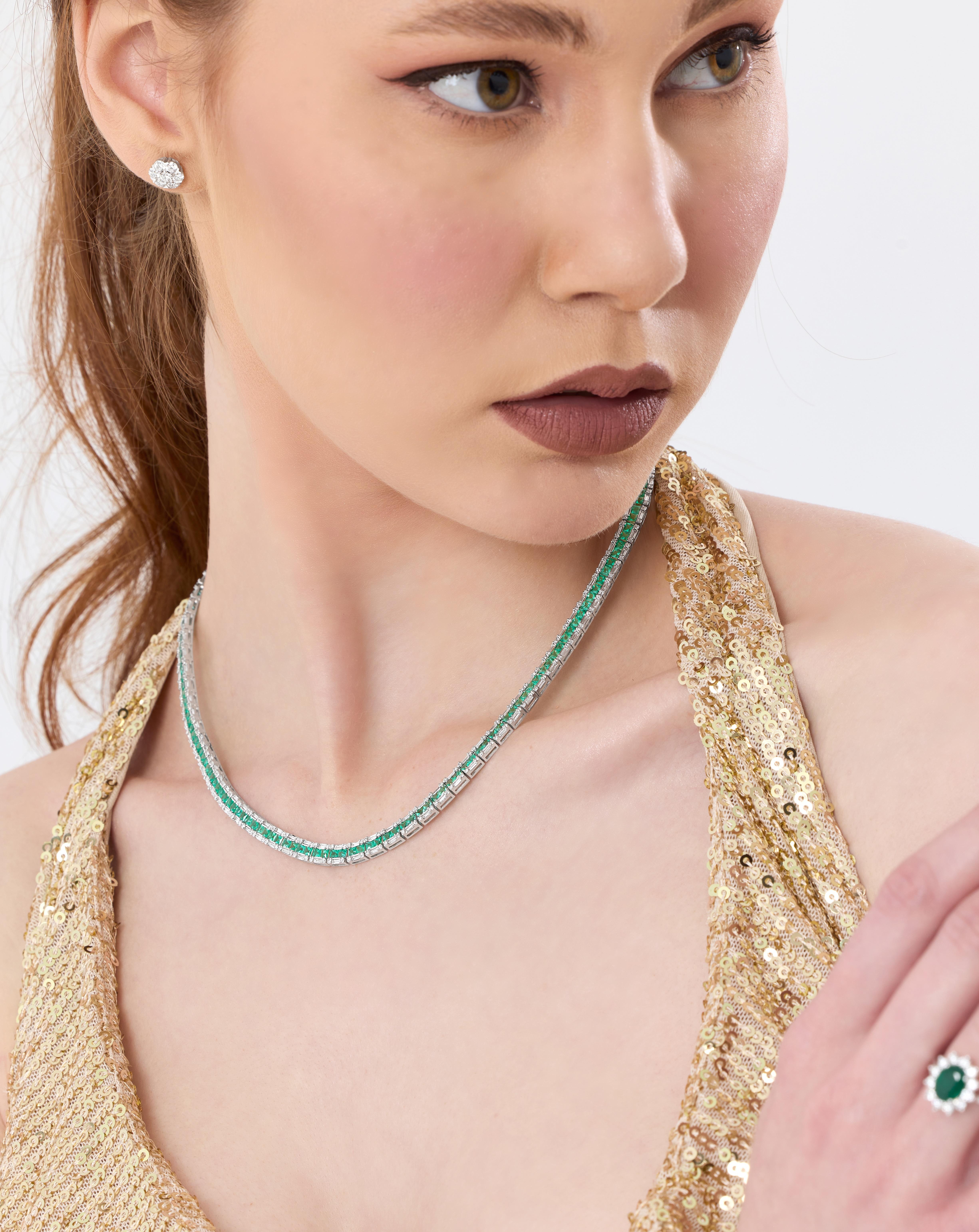 Emerald And Diamond Tennis 13.66ct Solid Gold Necklace In New Condition For Sale In Fatih, 34