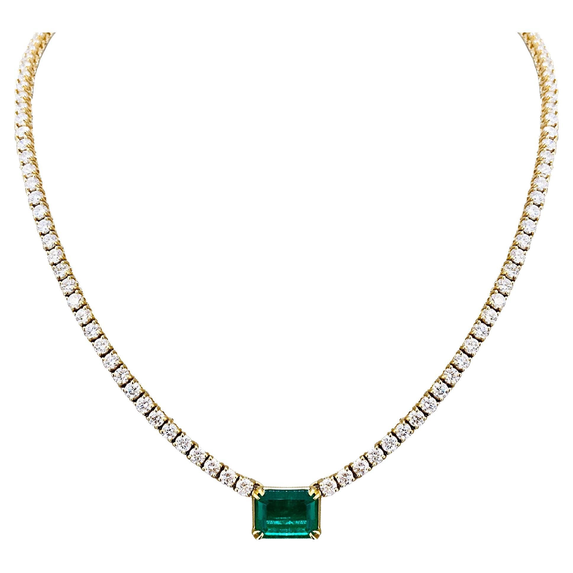 Emerald and Diamond Tennis Necklace in 18K Yellow Gold For Sale