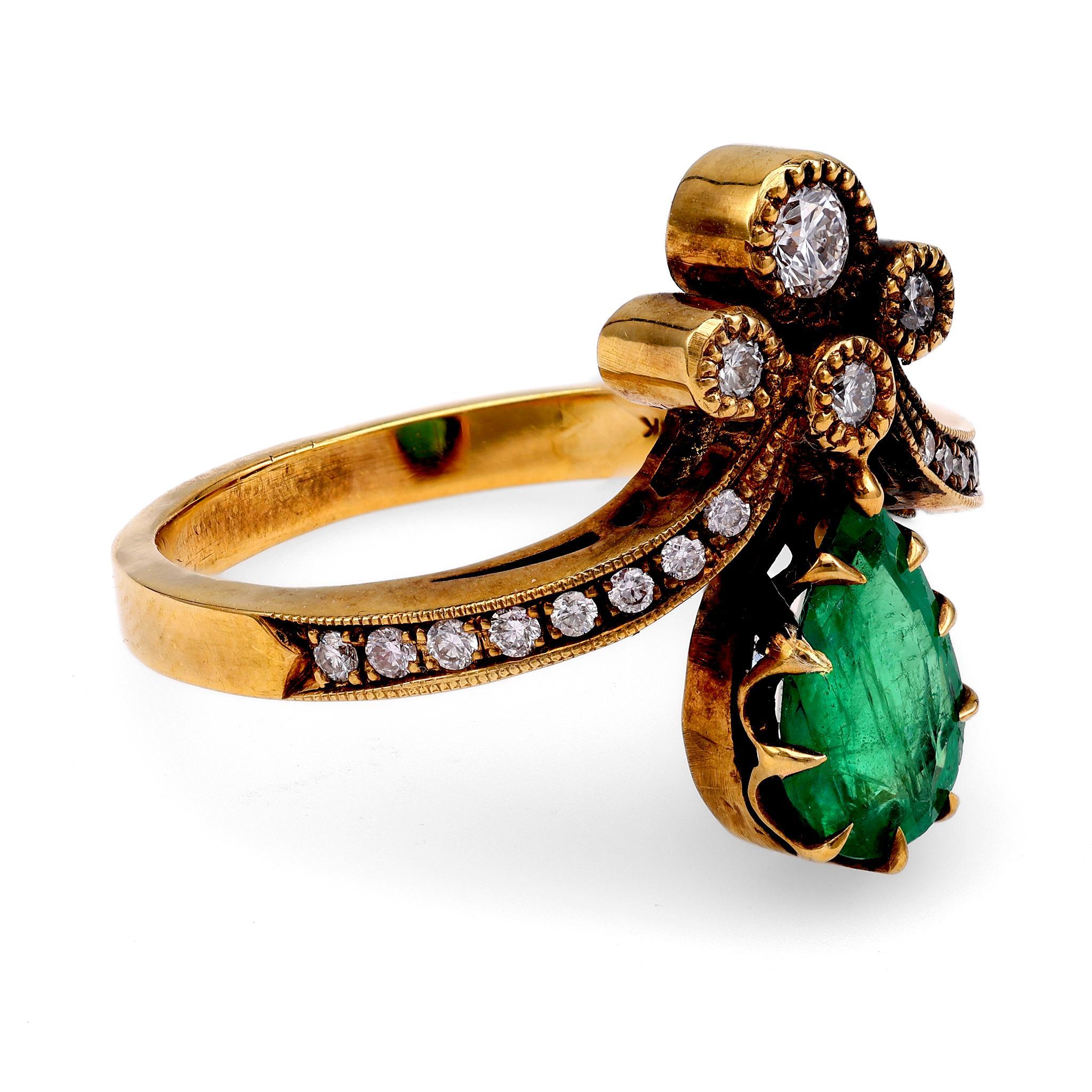 Emerald and Diamond Tiara Ring In Excellent Condition For Sale In Beverly Hills, CA