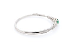 Smaragd und Diamant Vintage Style Halo Armreif 18K Weißgold