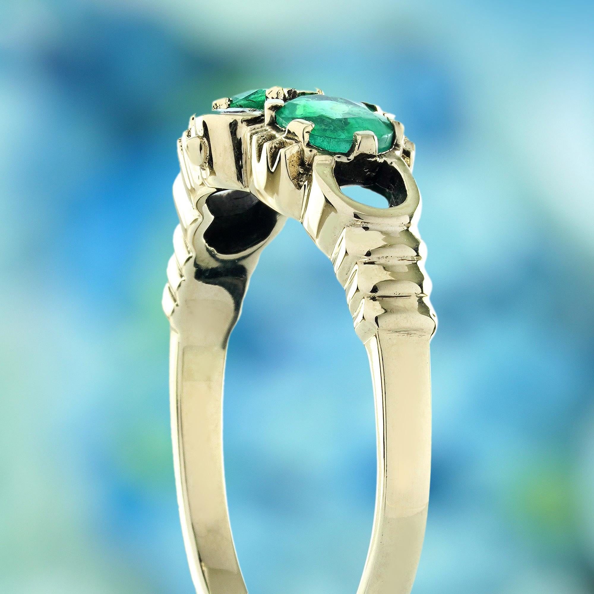 De las mujeres Anillo de dos piedras estilo vintage con esmeralda y diamantes en oro amarillo macizo de 9 quilates en venta