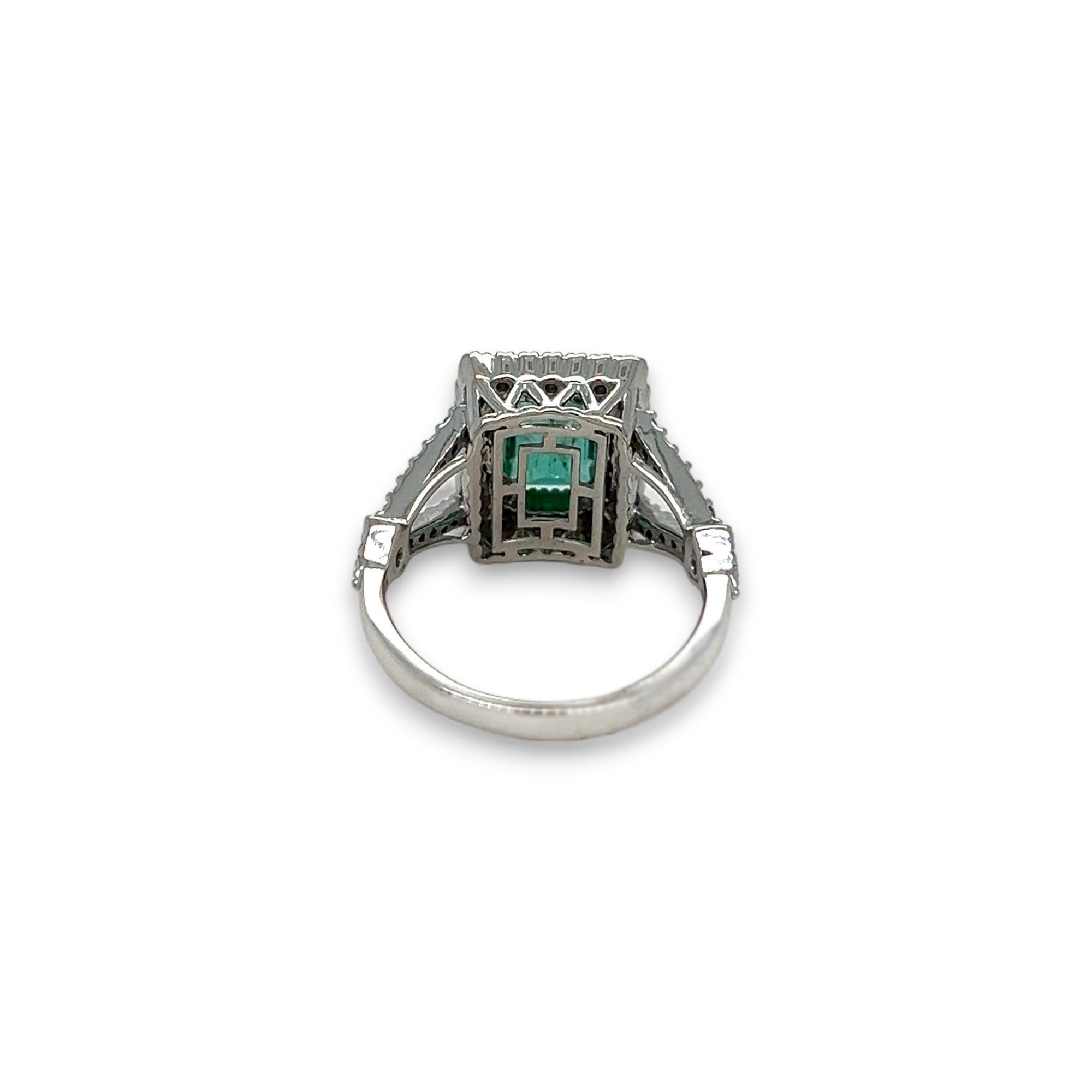 Cocktailring aus Weißgold mit Smaragd und Diamant im Zustand „Neu“ im Angebot in Lewisville, TX