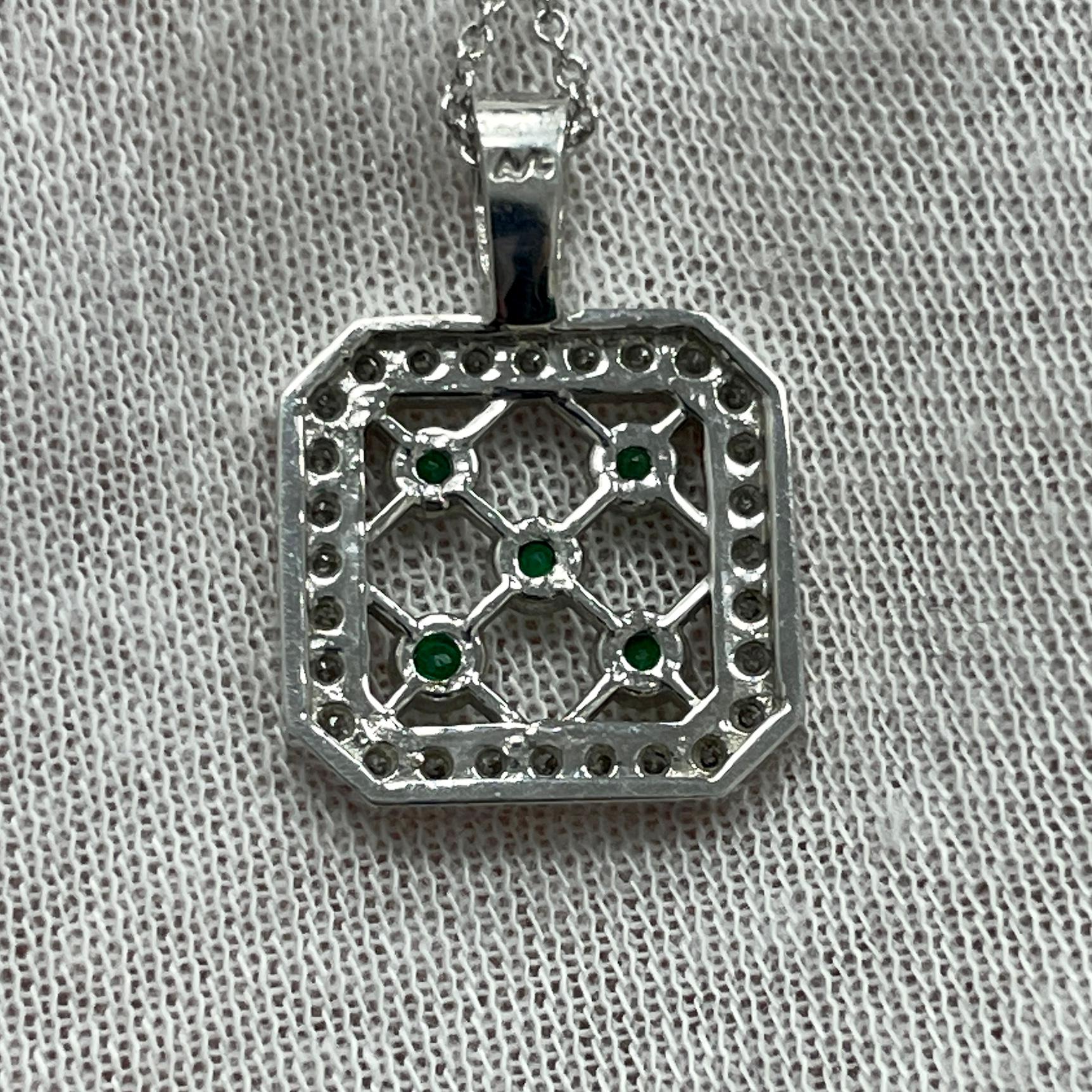 Round Cut Emerald and Diamond White Gold Pendant For Sale