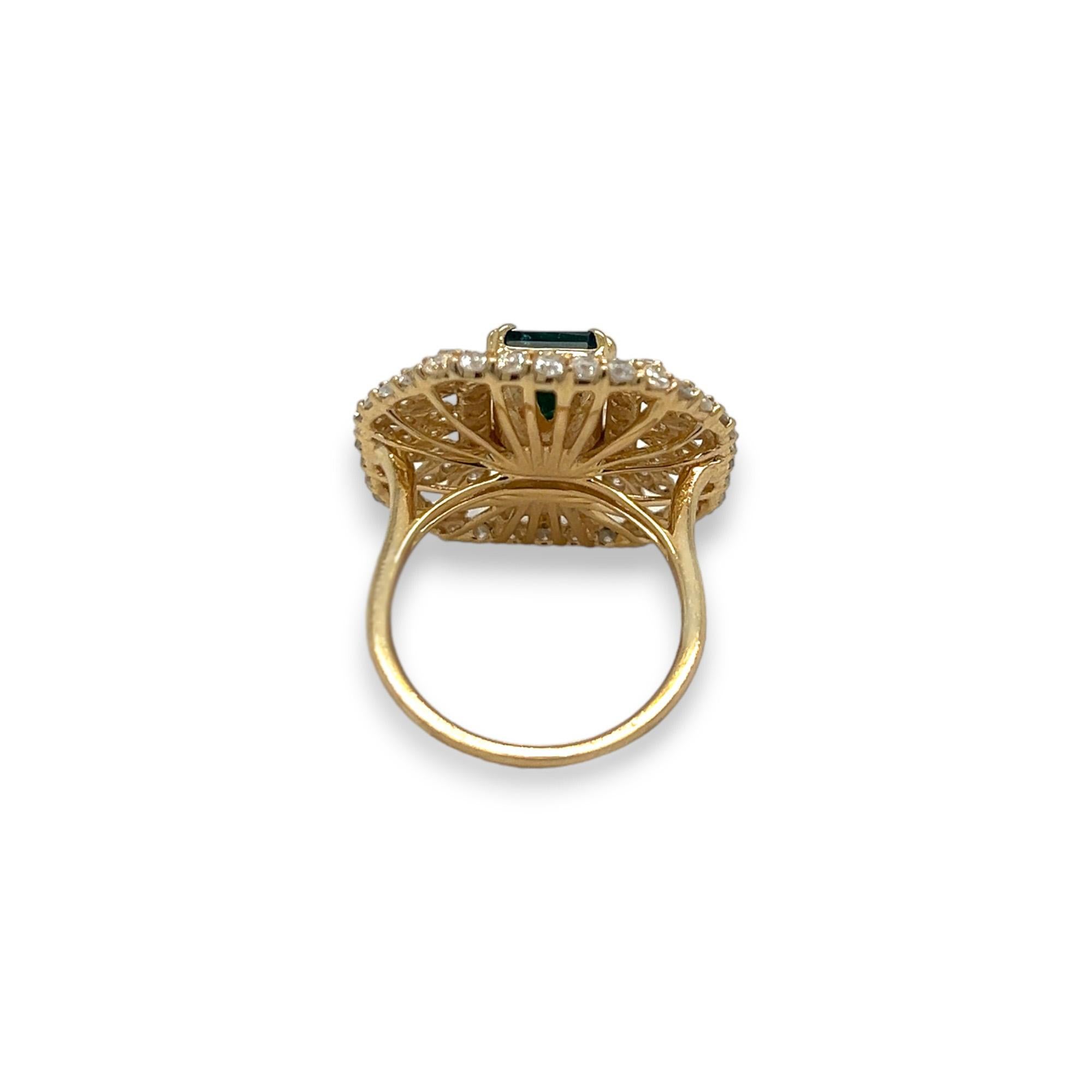 Women's or Men's Emerald and Diamond Yellow Gold Statement Ring For Sale
