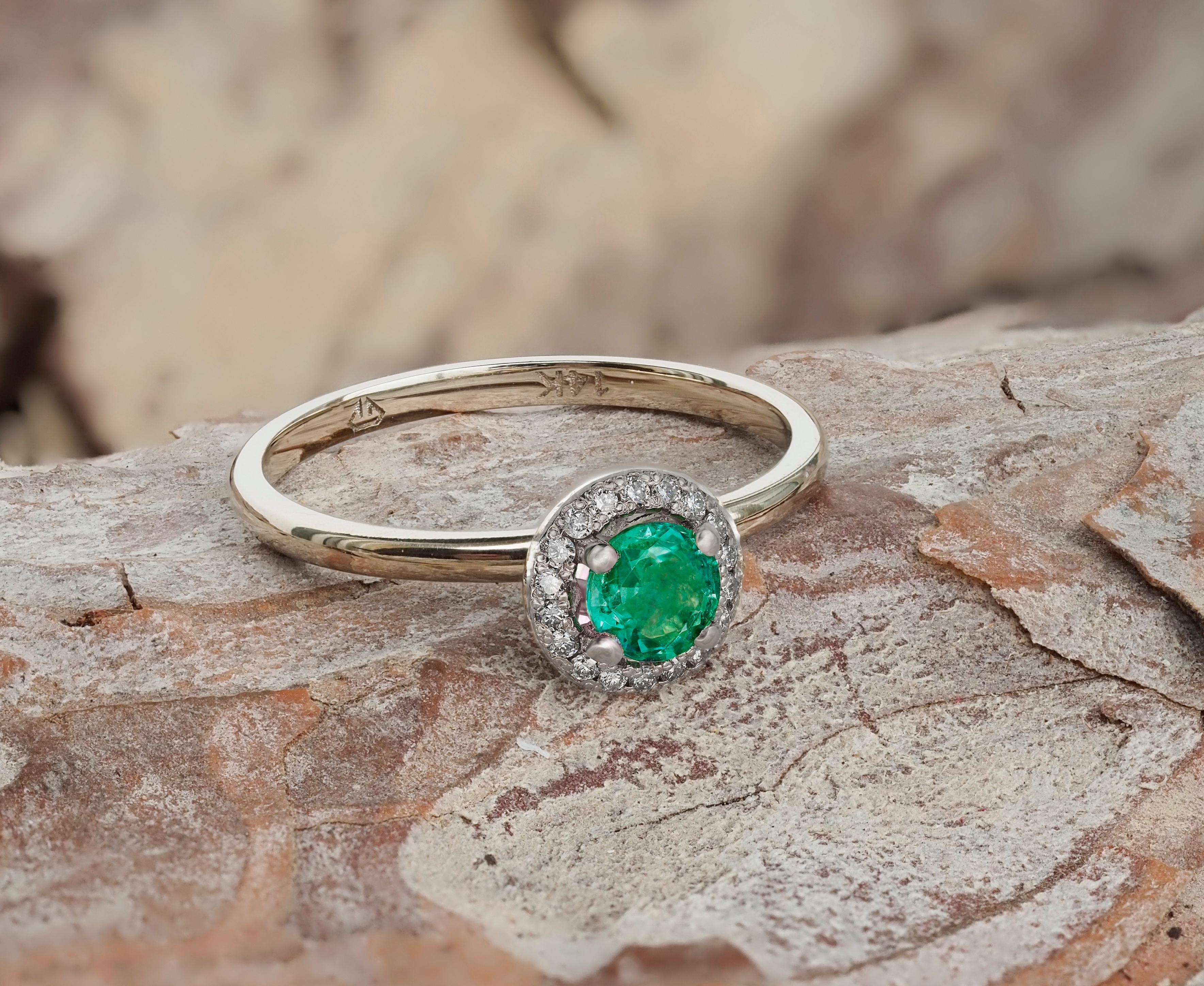 For Sale:  Emerald and Diamonds 14k gold ring.  Emerald Halo Gold Ring. 2