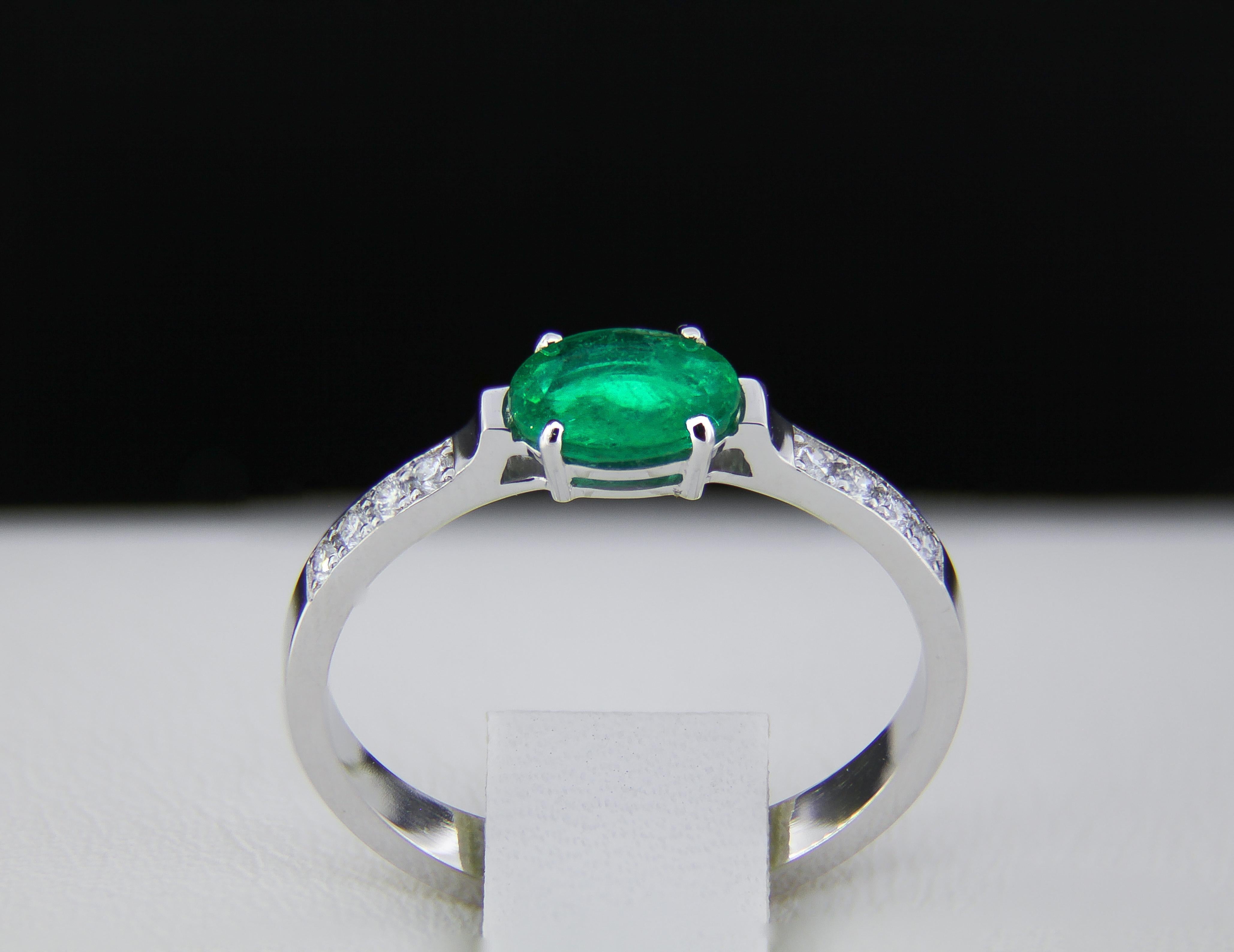 in vendita:  Anello con smeraldo e diamanti in oro 14k 4