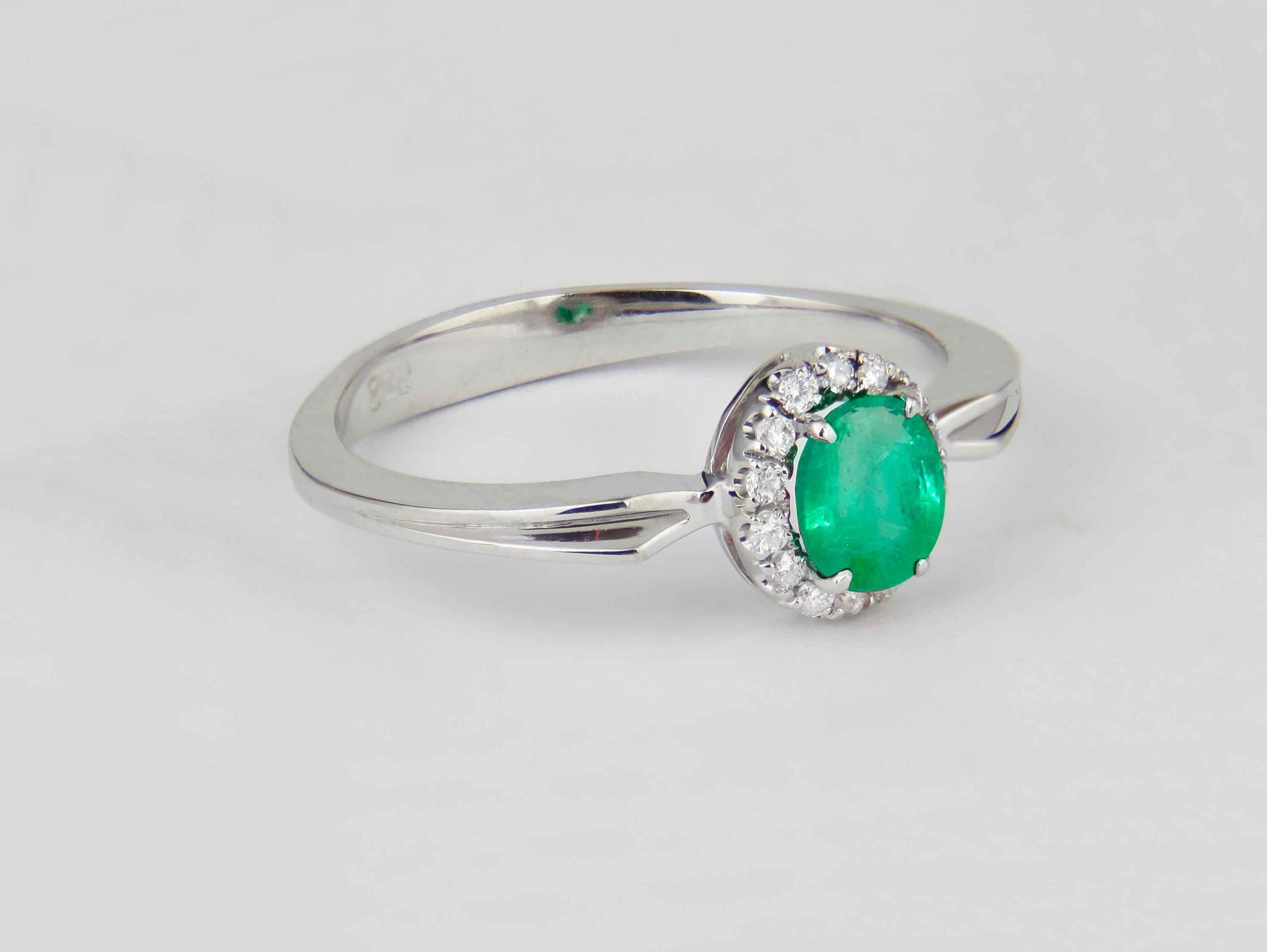 For Sale:  Emerald and Diamonds 14k Gold Ring 6