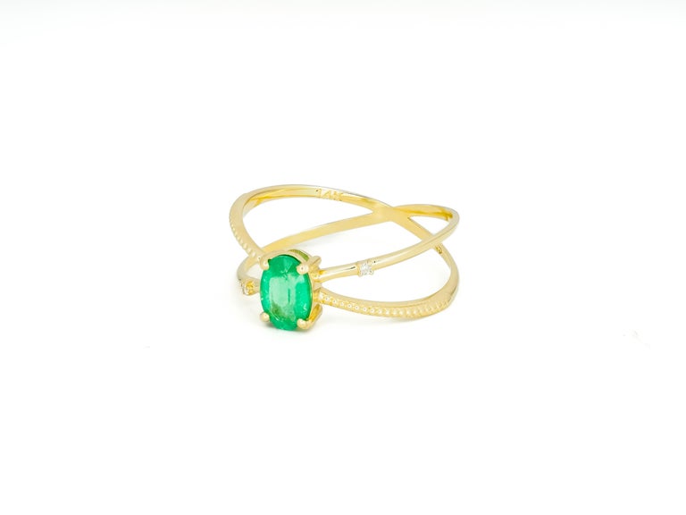 For Sale:  Emerald and diamonds 14k gold ring 8