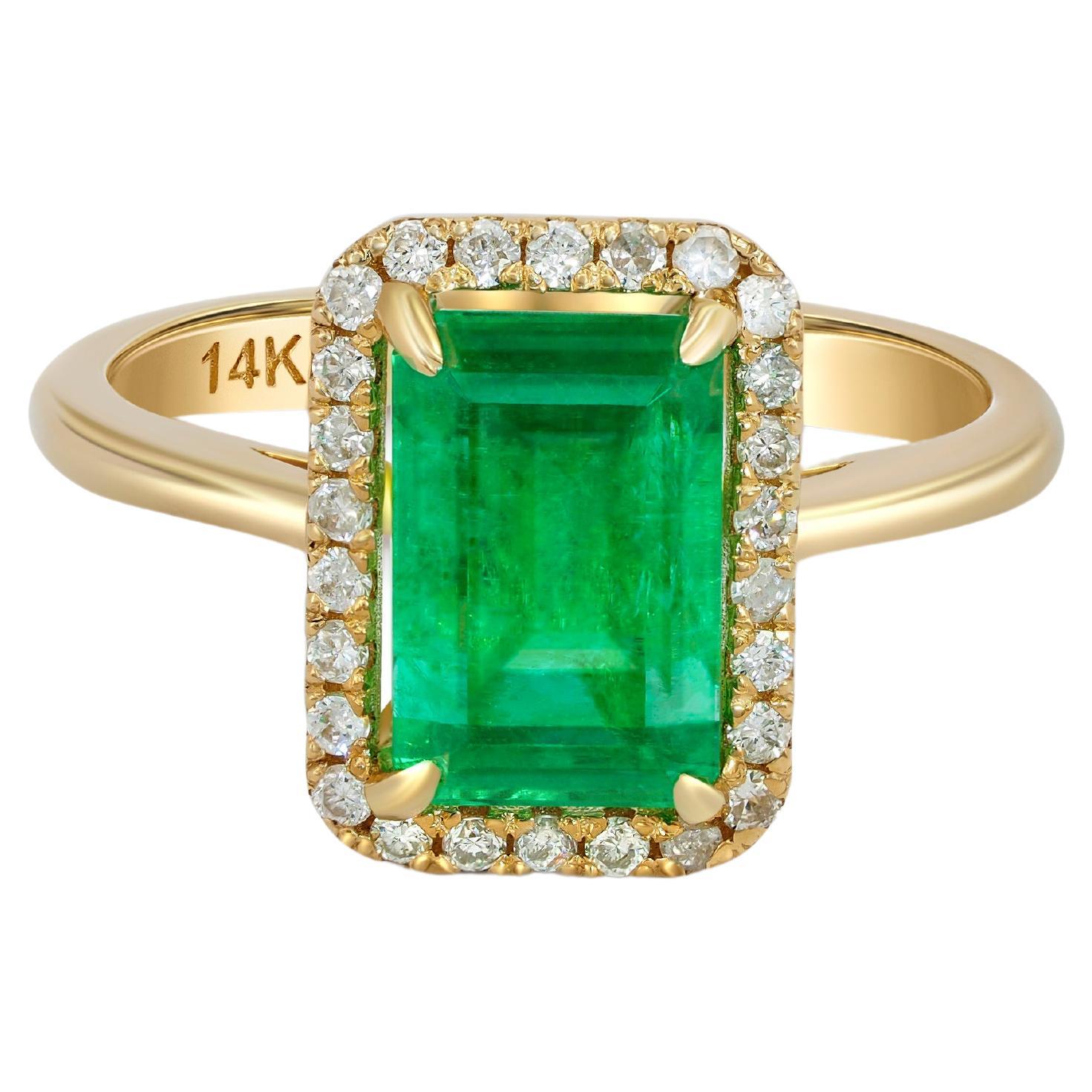Emerald and Diamonds 14k gold Ring