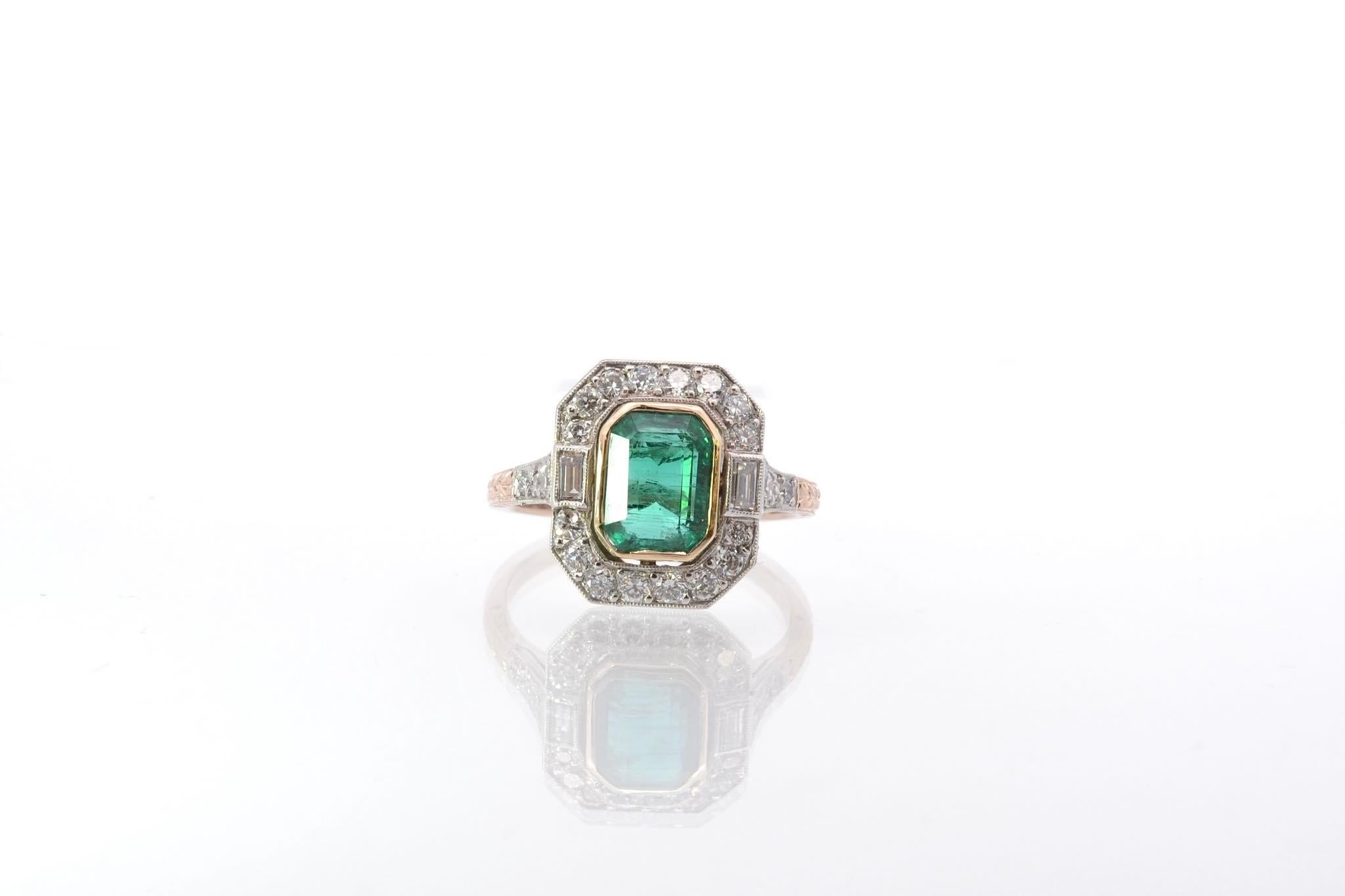 Stones: Emerald of 1.90 cts, 22 diamonds of 0.55 ct and 2 baguette diamonds of 0.20 ct
Material: Platinum and 18k rose gold
Dimensions: 1.4 x 1.2cm
Weight: 4gr
Period: Recent vintage art deco style
Size: 52 (free sizing)
Certificate
Ref. : 25556