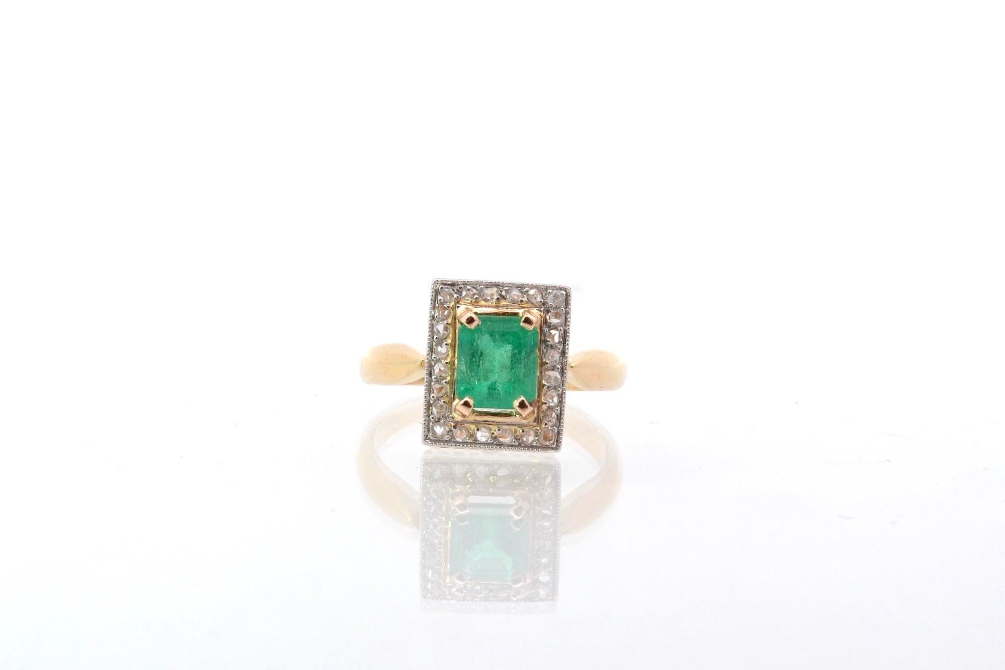 Stones: Emerald: 1 ct and 24 pink diamonds: 0.20 ct
Material: 18k yellow gold and platinum
Dimensions: 1.2cm x 1cm
Weight: 3.9g
Period: Recent vintage art deco style
Size: 53 (free sizing)
Certificate
Ref. : 25548