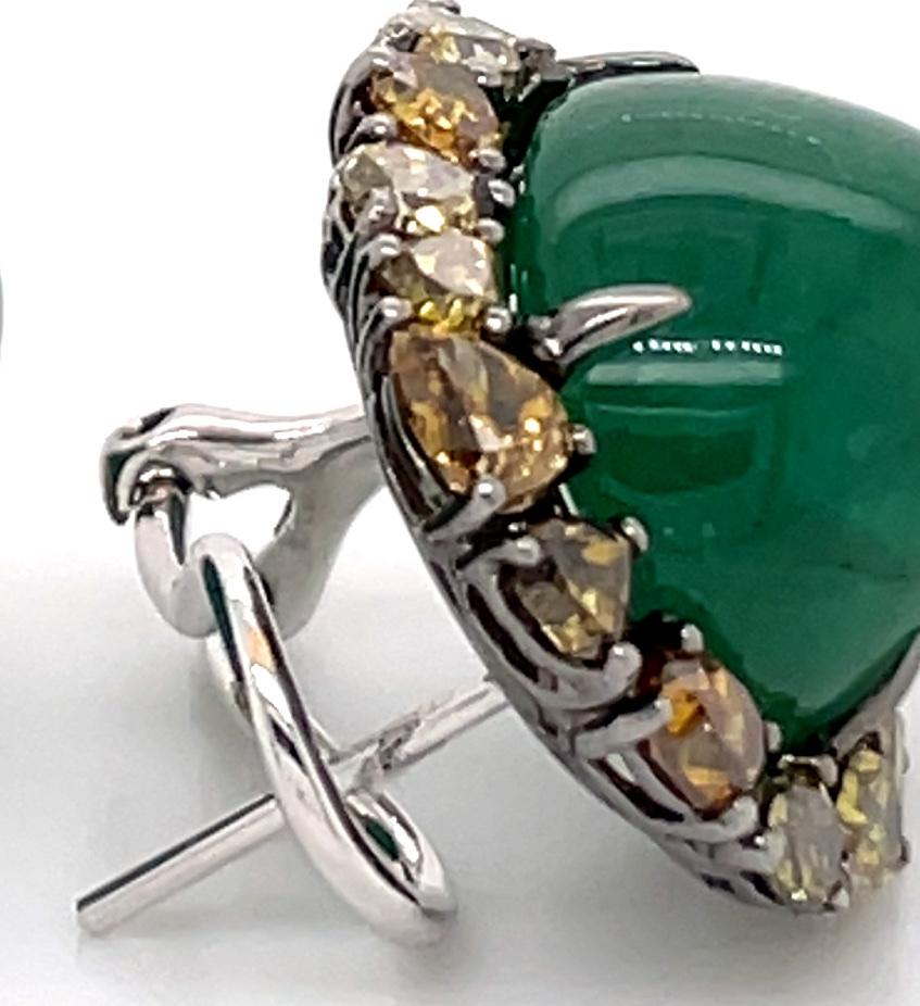 Emerald and Fancy Diamond Stud Cocktail Earrings In New Condition For Sale In Hong Kong, HK