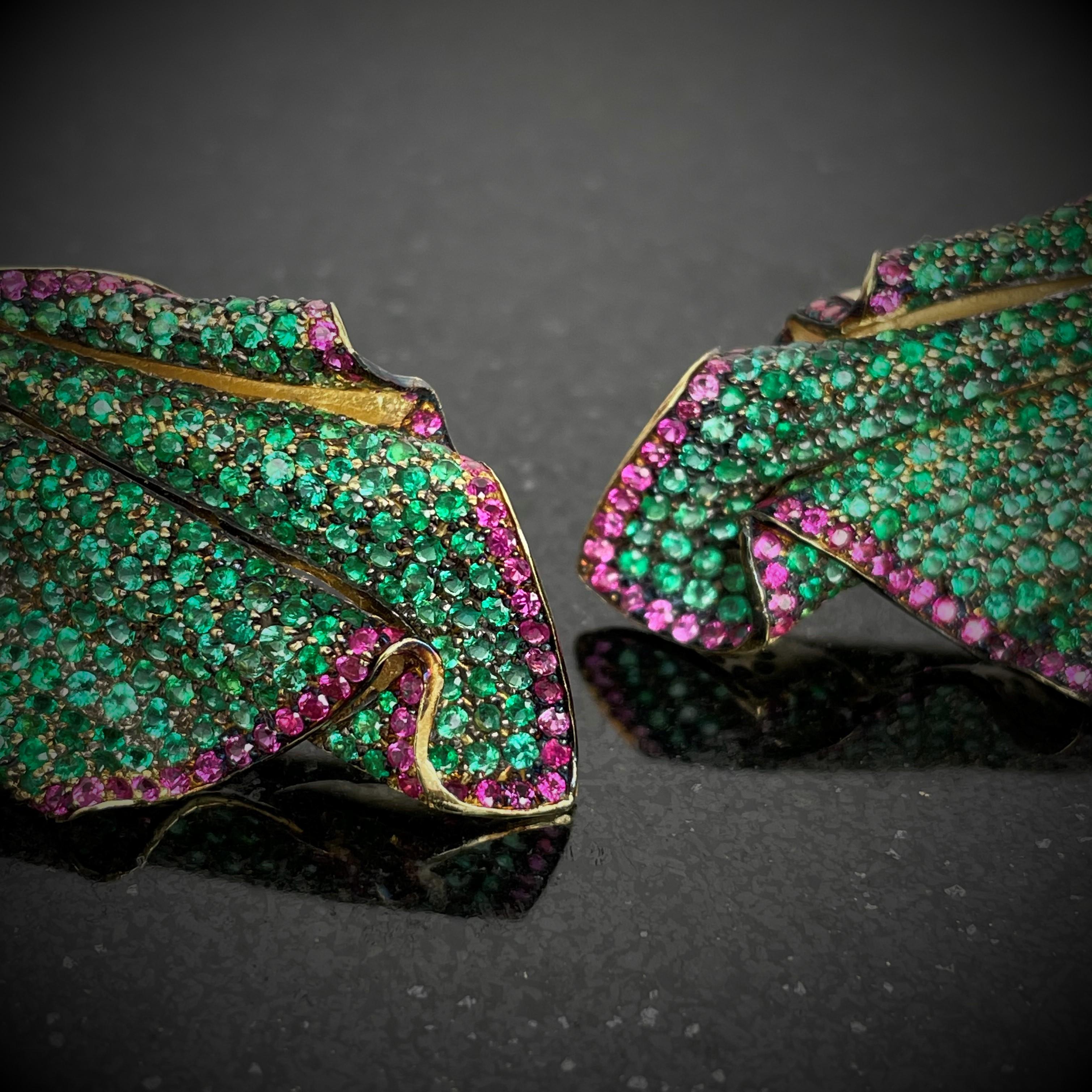 Contemporary Rosior one-off Emerald and Pink Sapphire 