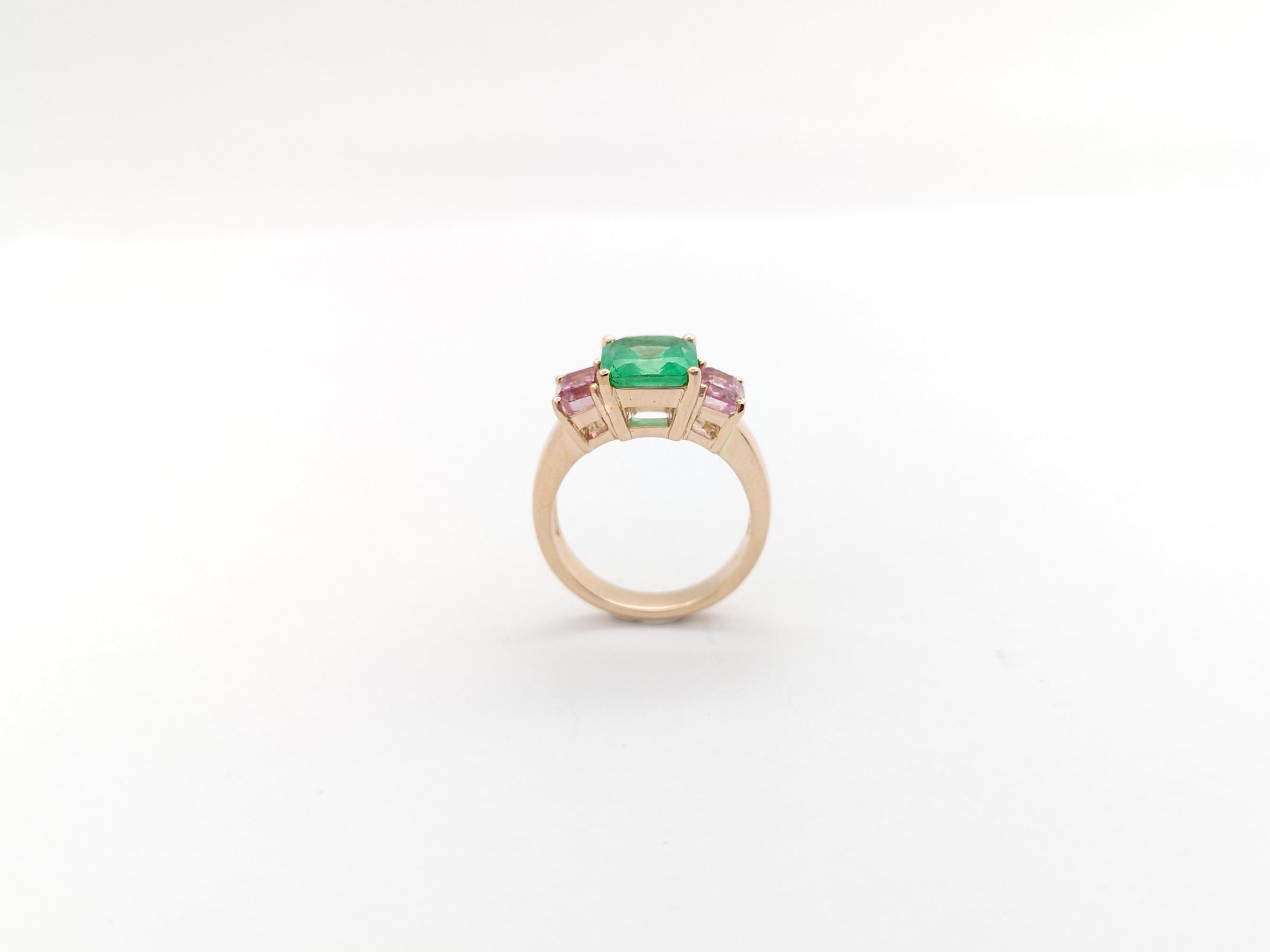 Ring mit Smaragd und rosa Saphir in 18 Karat Roségold Fassungen im Angebot 10