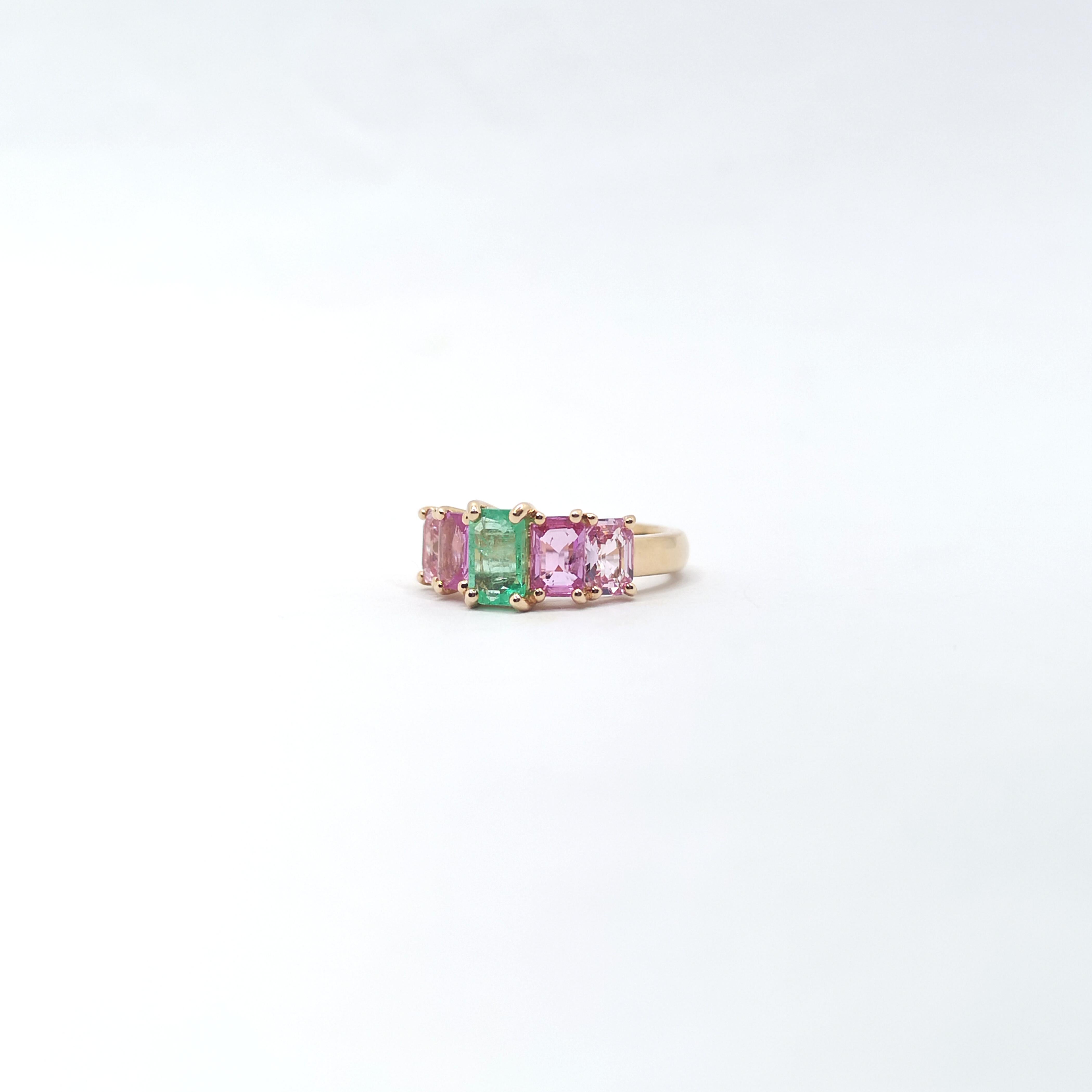 Anello con smeraldo e zaffiro rosa incastonato in oro rosa 18 carati in vendita 1