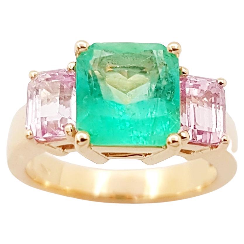 Ring mit Smaragd und rosa Saphir in 18 Karat Roségold Fassungen im Angebot