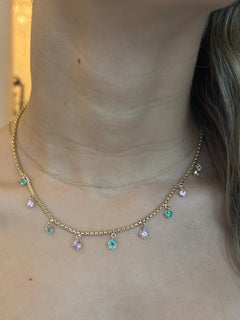 Smaragd und rosa Spinell Halskette mit 14k Gold