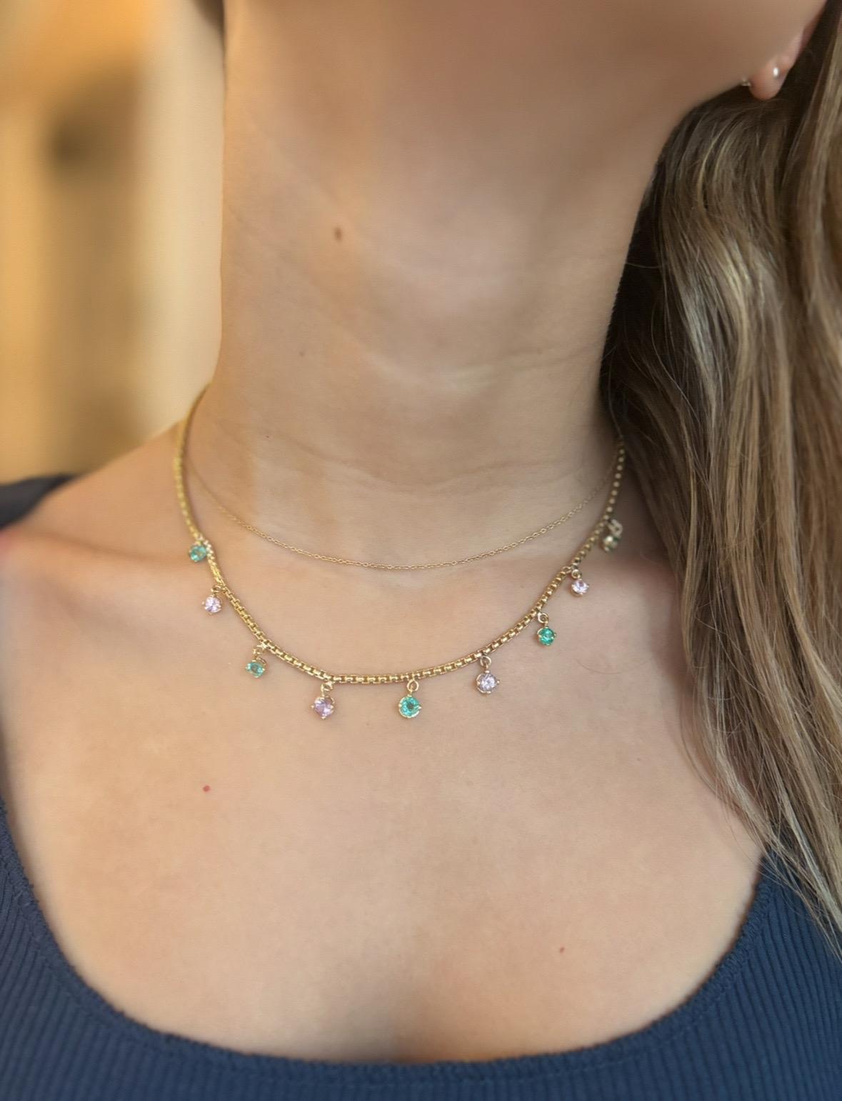 da uomo o donna Collana con smeraldo e spinello rosa in oro 14k in vendita