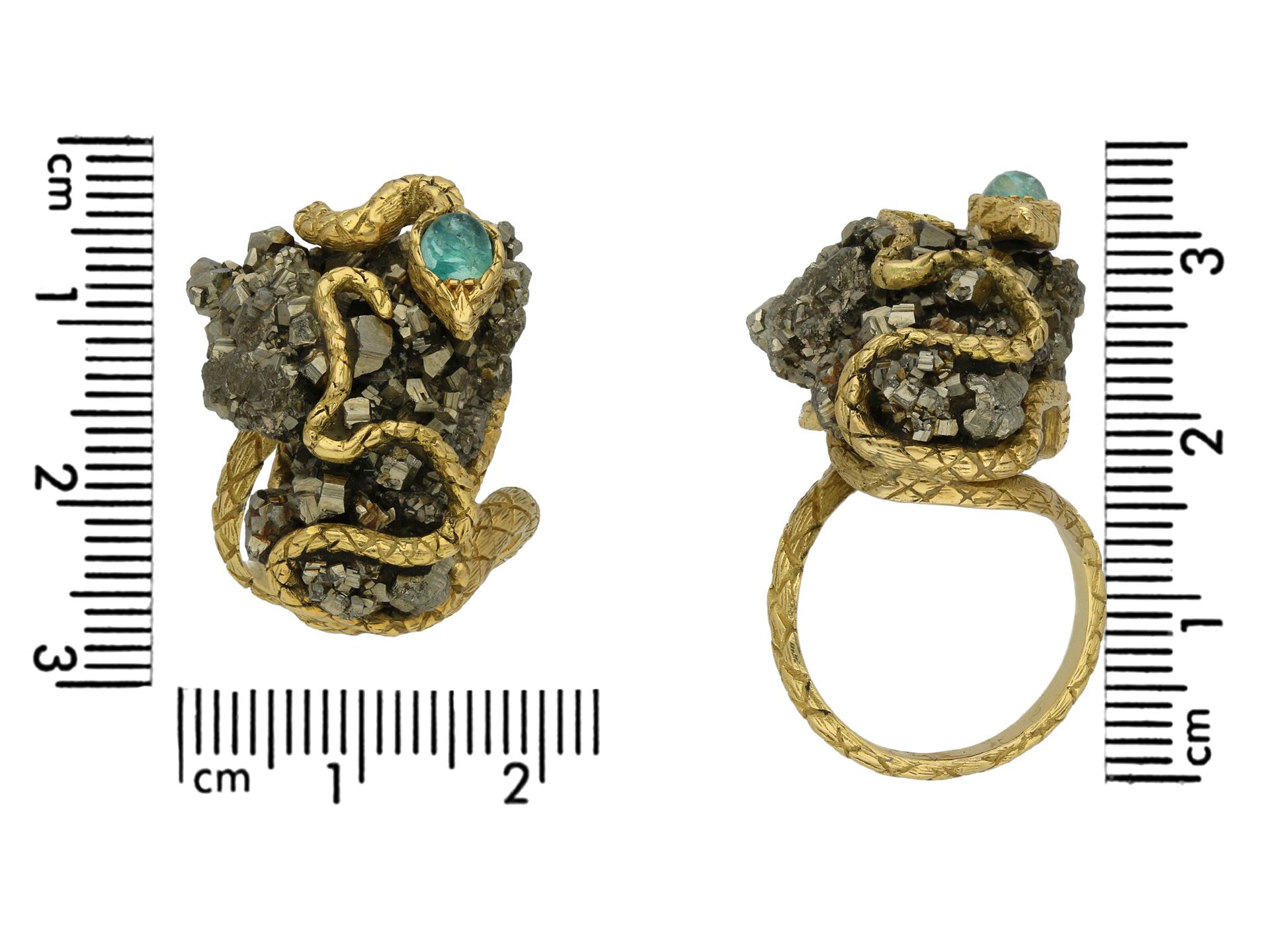 Women's or Men's Emerald and pyrite snake ring, French, circa 1960. For Sale