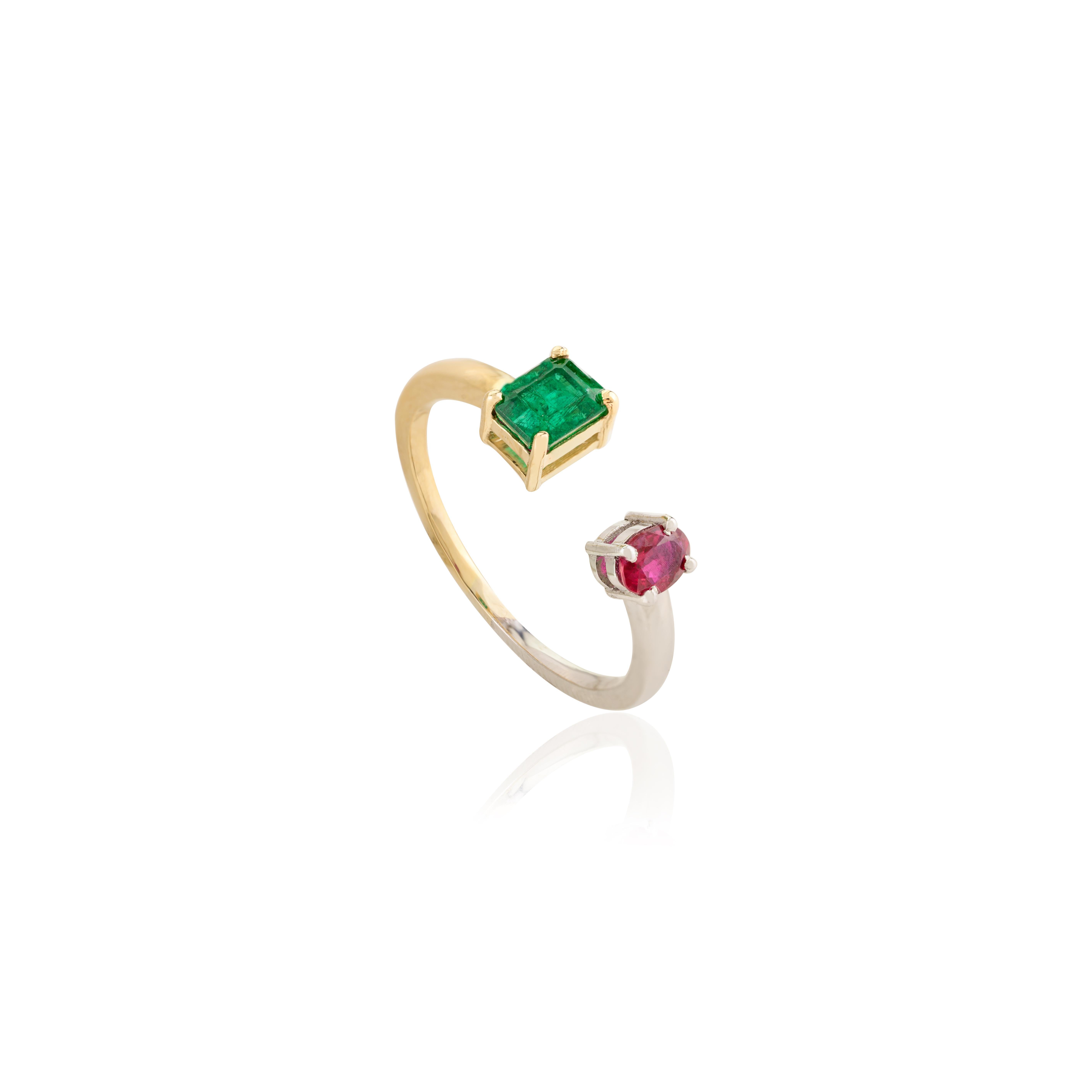 Im Angebot: Minimalistischer offener Ring mit Smaragd und Rubin mit zwei Steinen für sie aus 18 Karat massivem Gold () 7