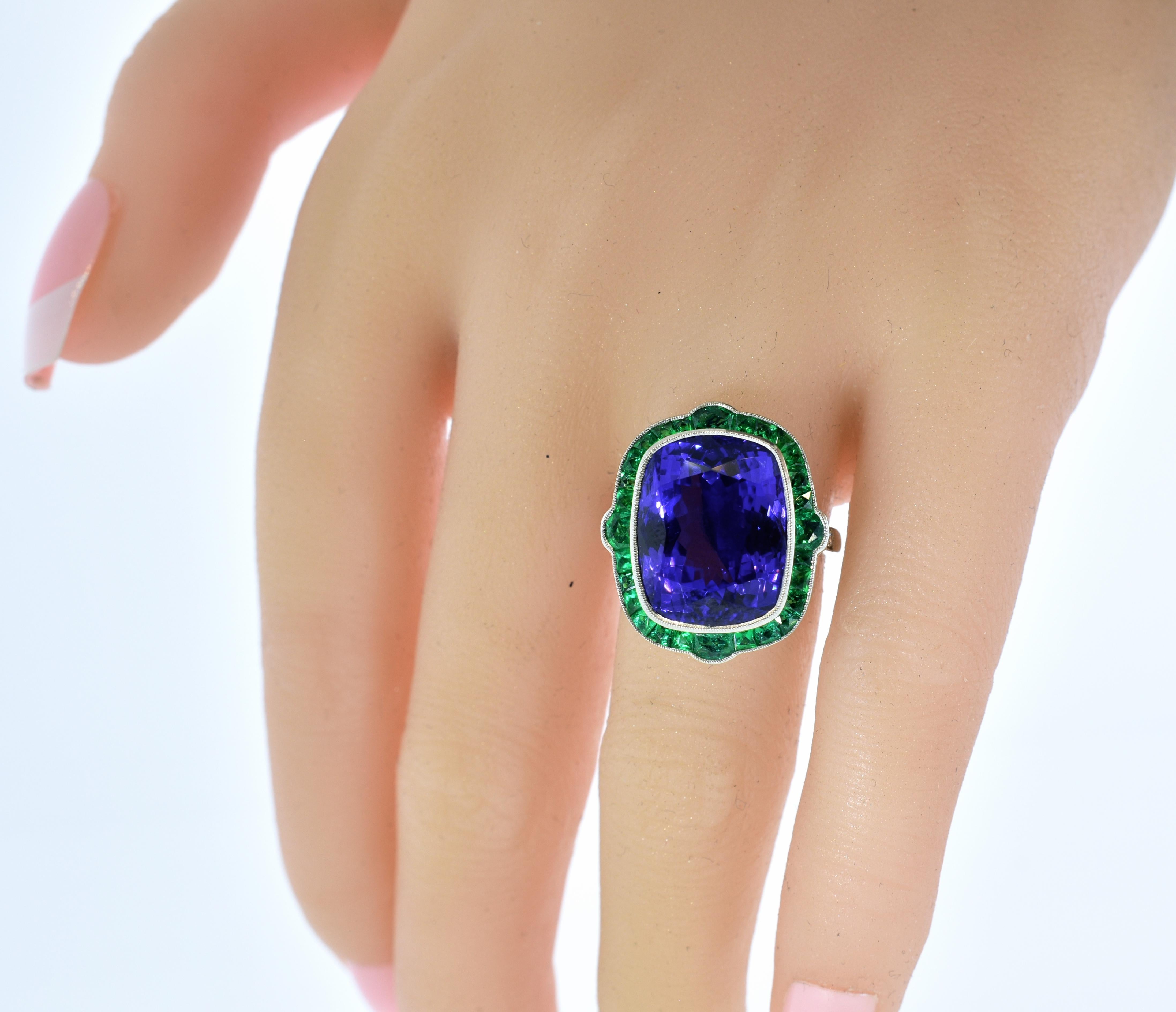 Very Fine Tanzanite and Emerald Platinum Ring In New Condition In Aspen, CO