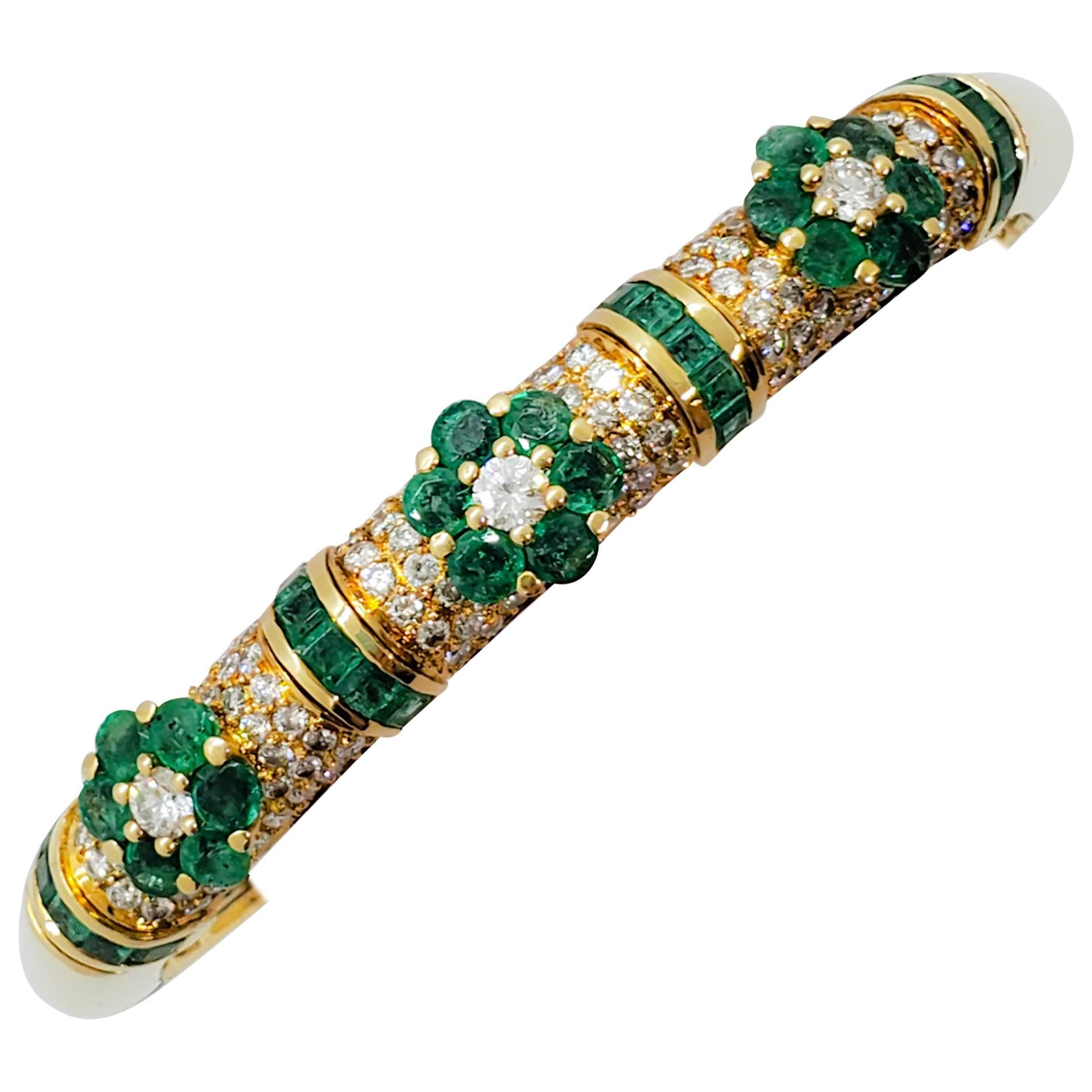 Emerald and White Diamond Bangle in 18 Karat Yellow Gold