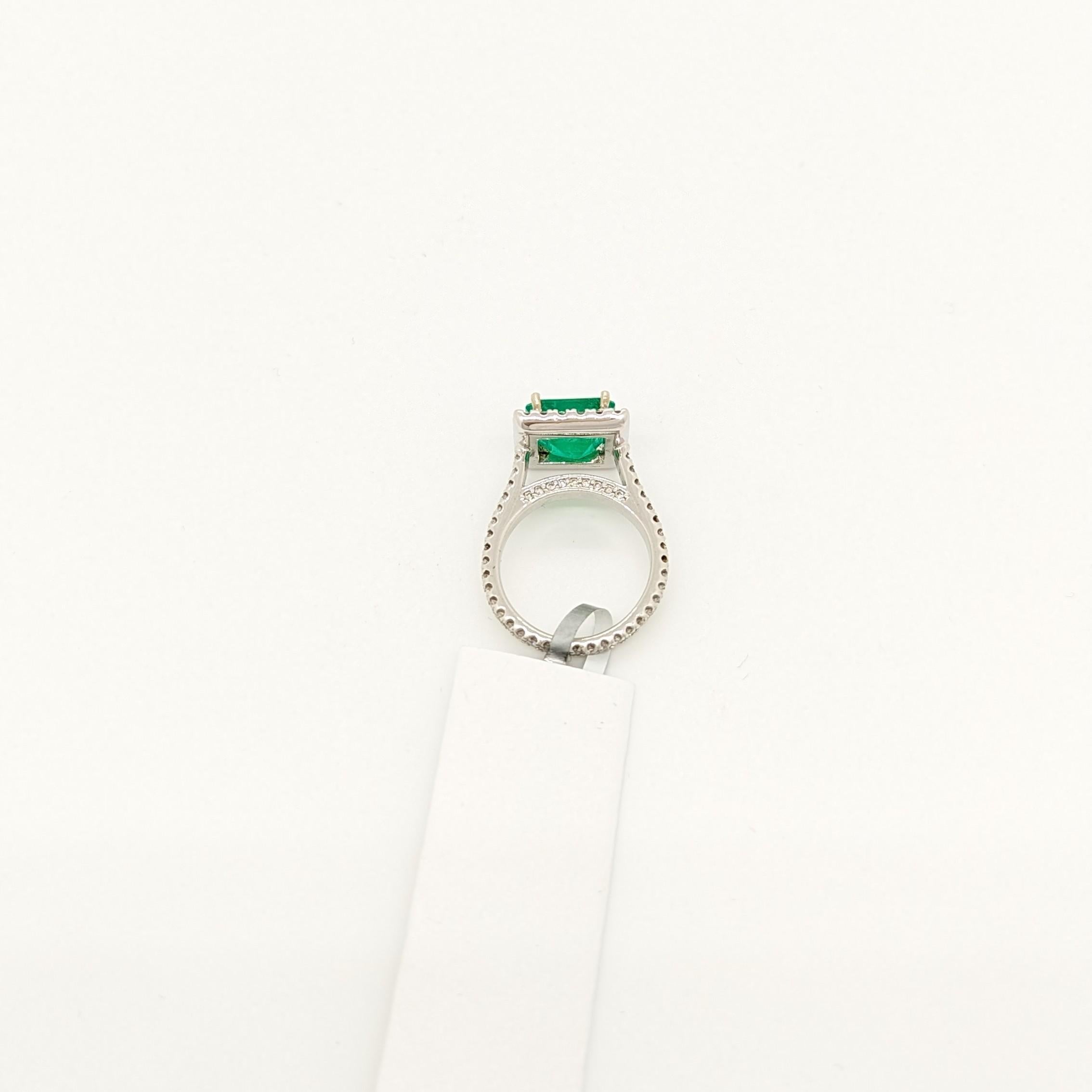 Women's or Men's Emerald and White Diamond Cocktail Ring in 14K White Gold For Sale