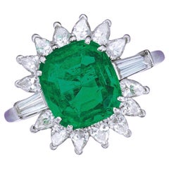 Emerald and White Diamond Important Platinum Ring, circa 1950