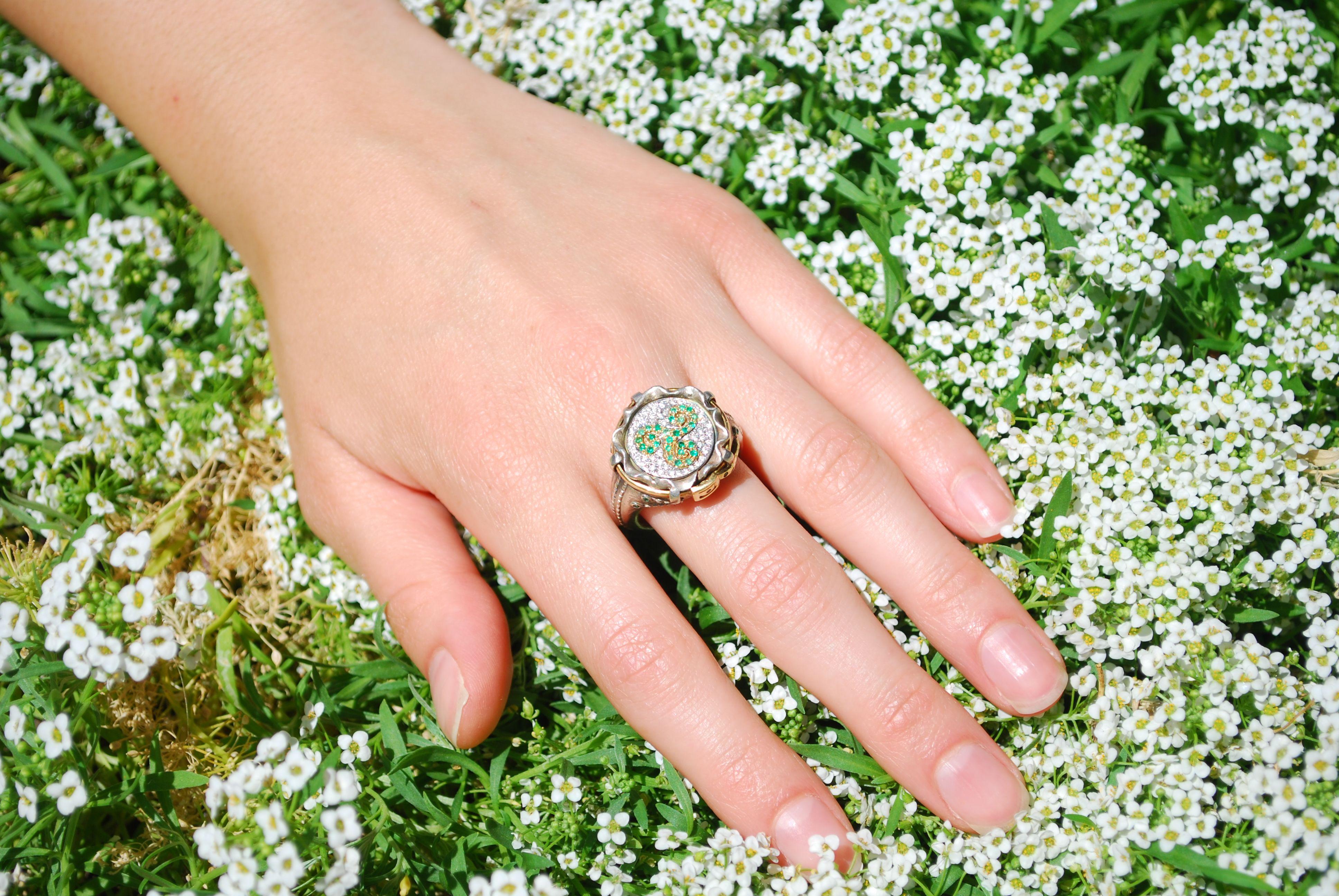 Modern Emerald and White Diamond Lucky Jeans Rings For Sale