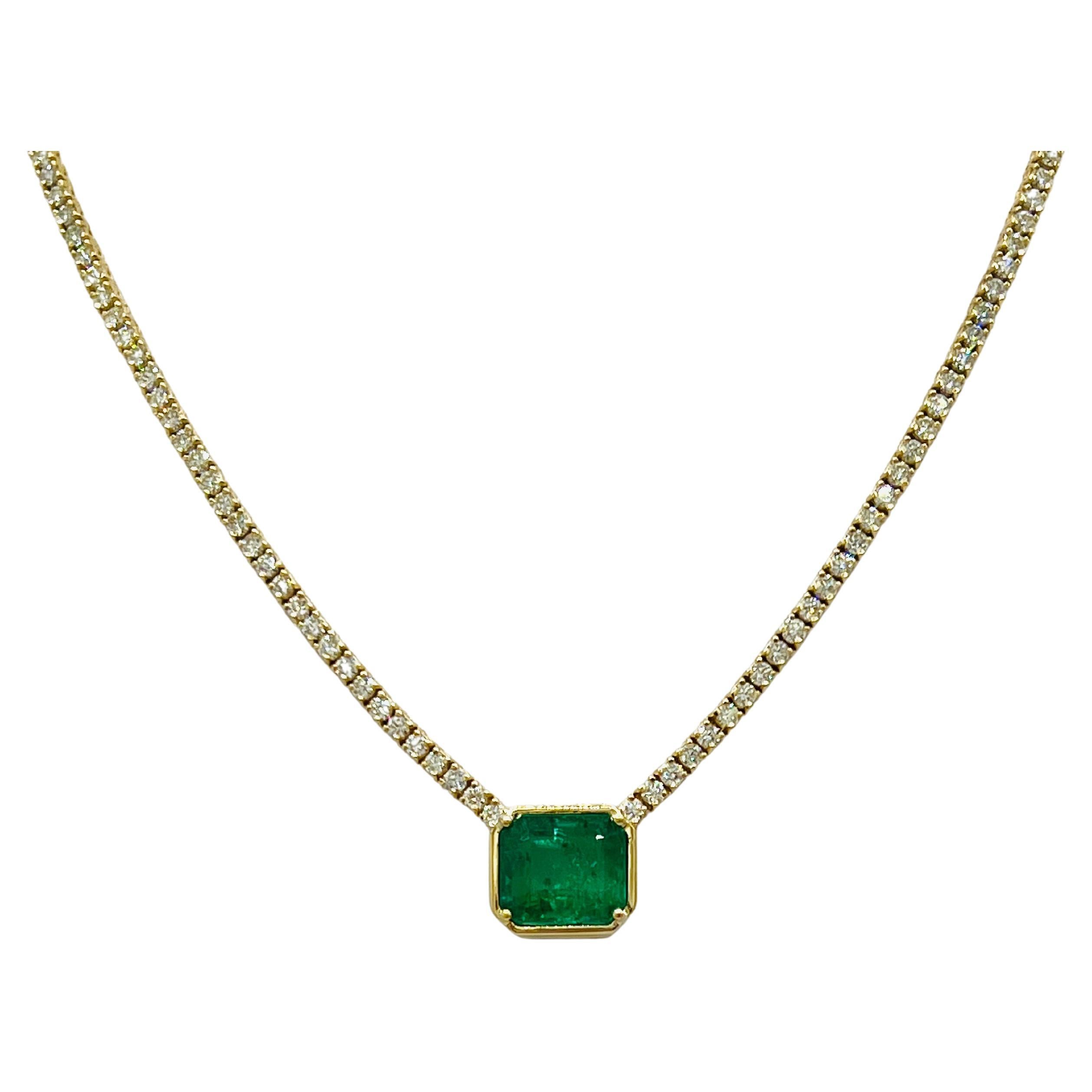 Emerald and White Diamond Necklace in 14K Yellow Gold