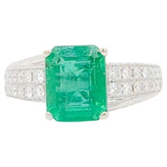 Emerald and White Diamond Pave Cocktail Ring in 18k White Gold